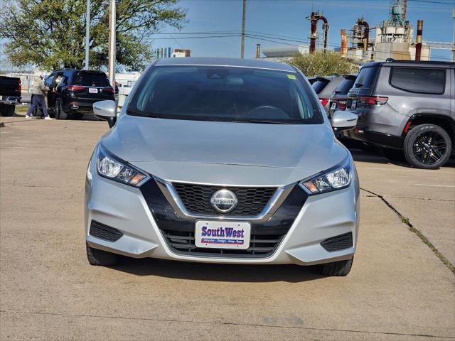 2020 Nissan Versa SV Xtronic CVT