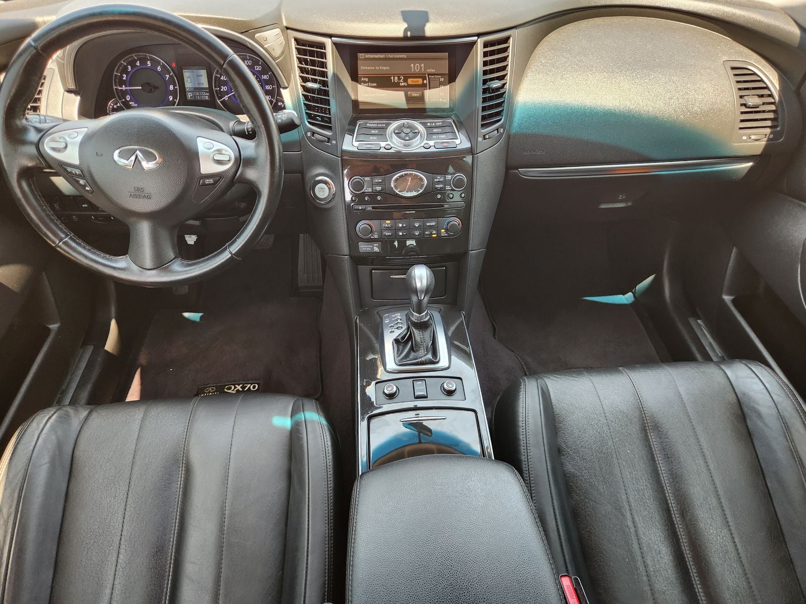 2017 INFINITI QX70 Base