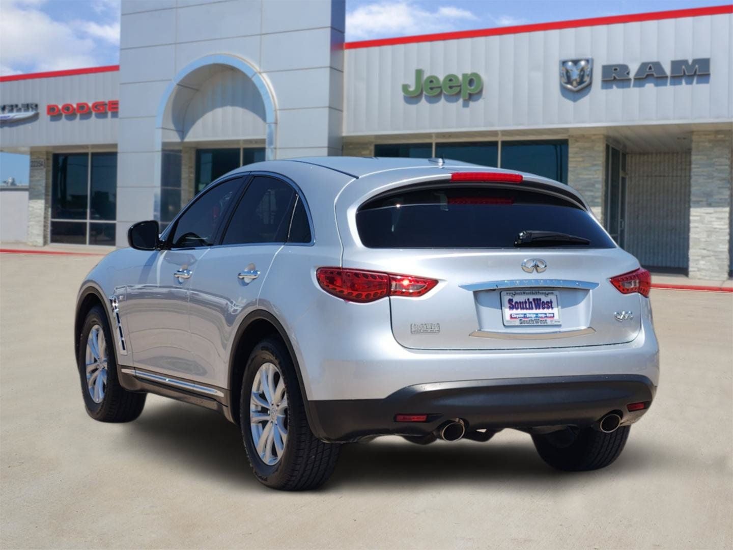 2017 INFINITI QX70 Base