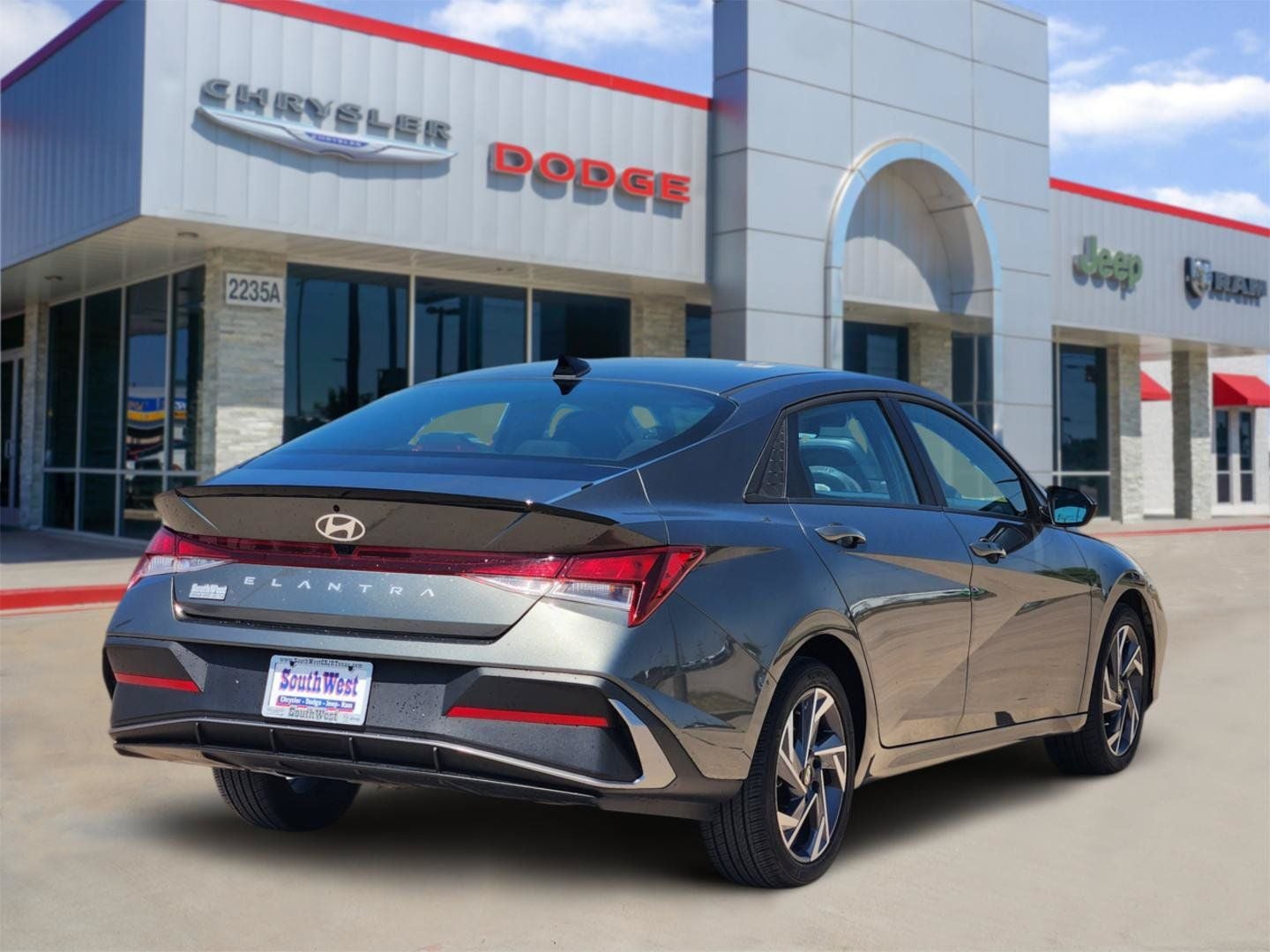 2025 Hyundai Elantra SEL Sport