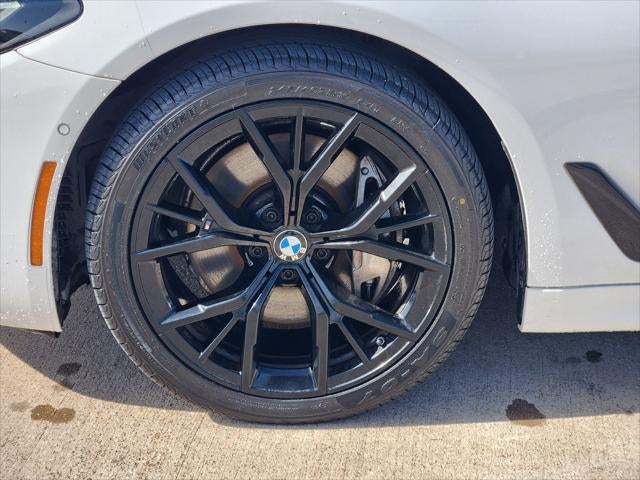 2022 BMW 540 i