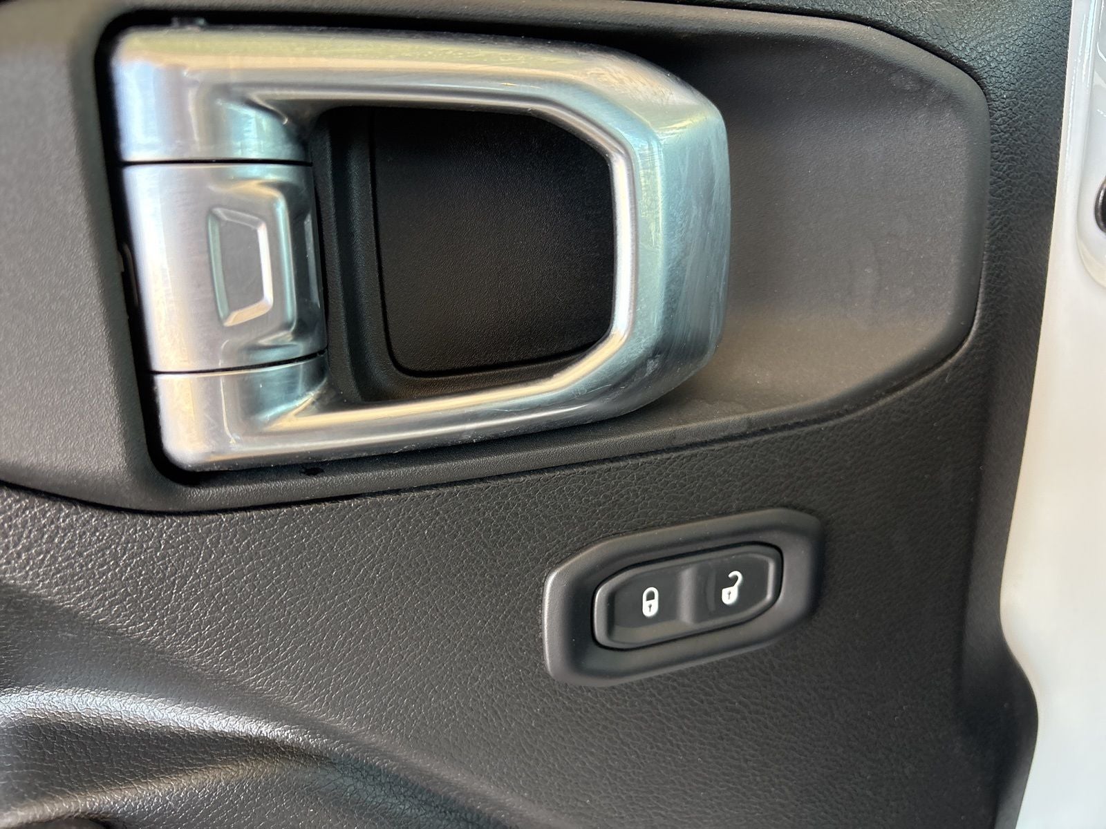 2025 Jeep Wrangler 4-Door Sport 4x4