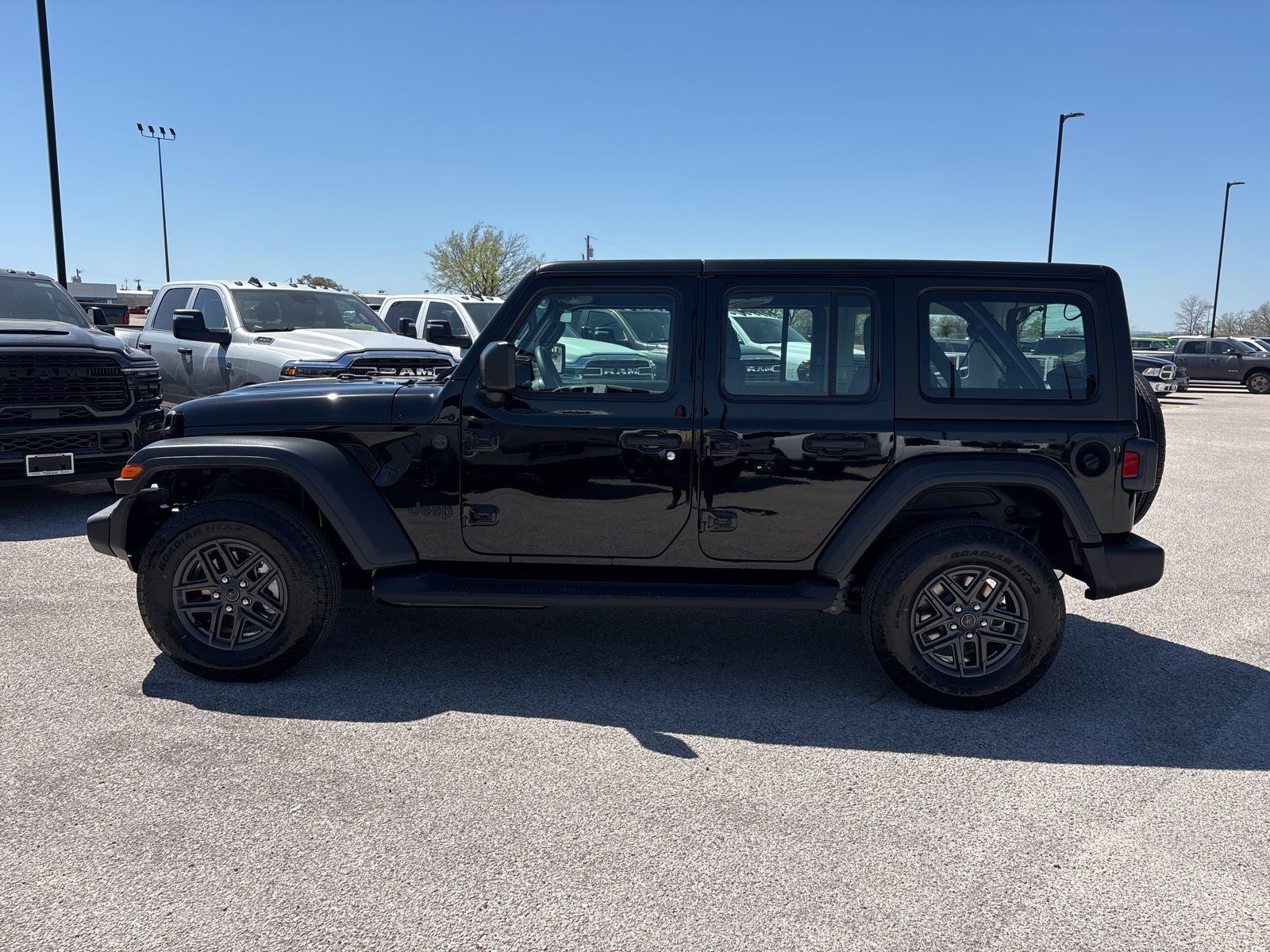 2026 Jeep Wrangler WRANGLER 4-DOOR SPORT