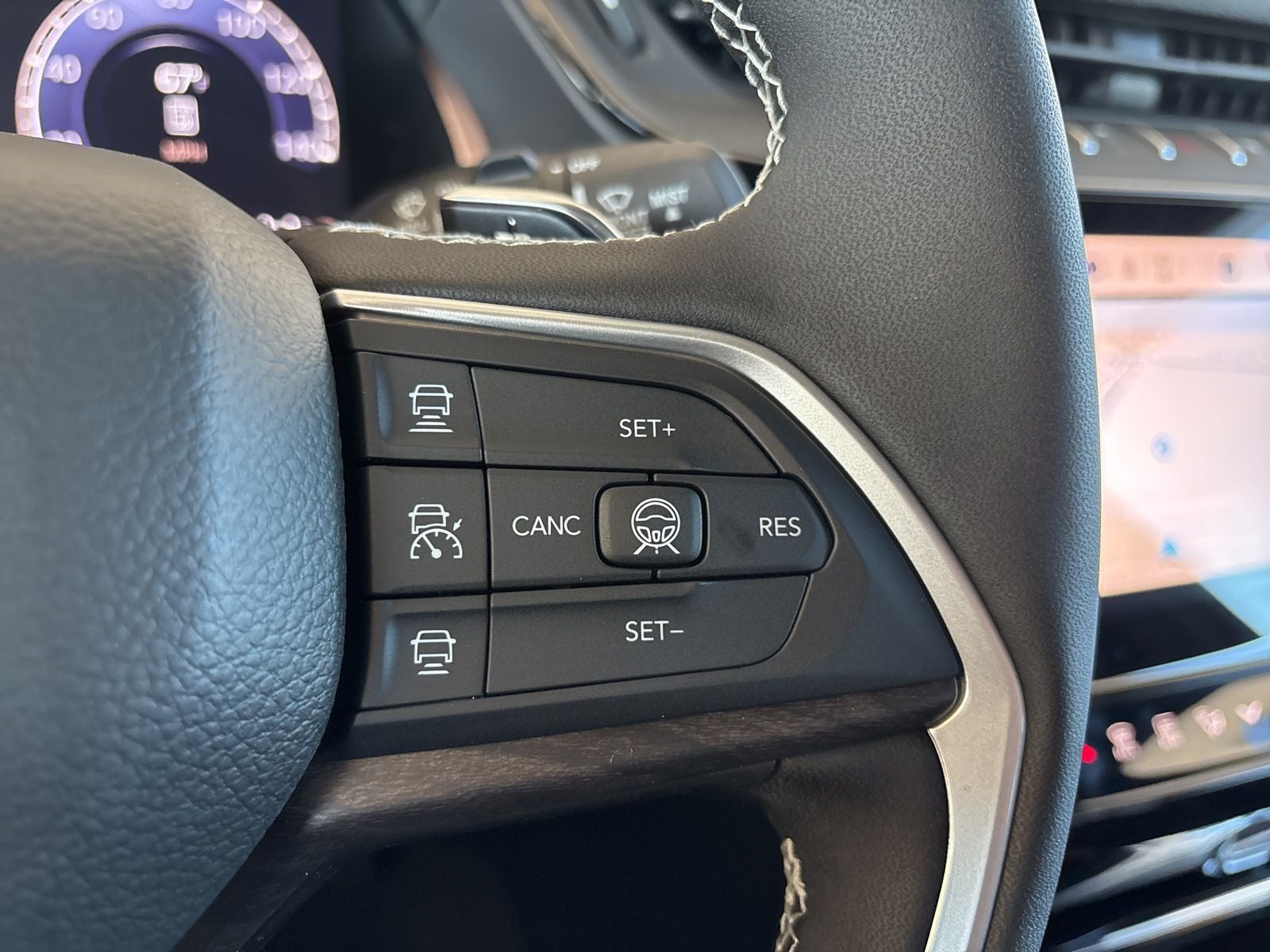 2026 Jeep Grand Cherokee GRAND CHEROKEE LAREDO ALTITUDE 4X2