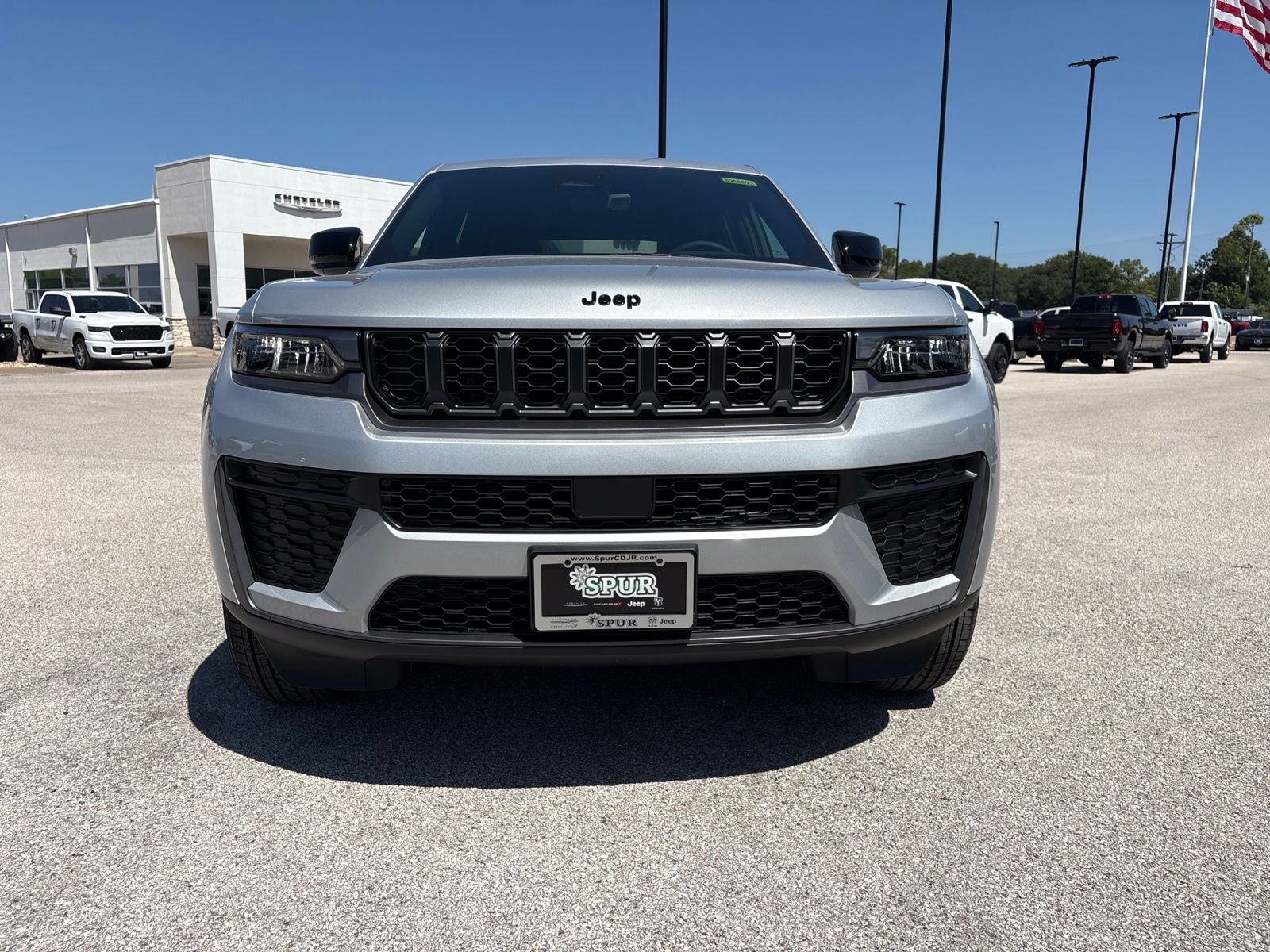 2026 Jeep Grand Cherokee GRAND CHEROKEE LAREDO ALTITUDE 4X2
