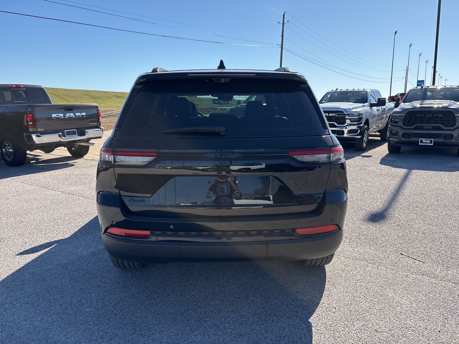 2025 Jeep Grand Cherokee GRAND CHEROKEE LIMITED 4X4