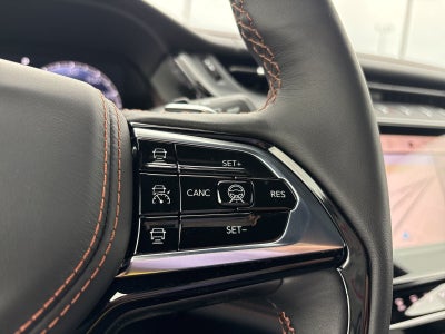 2026 Jeep Grand Cherokee GRAND CHEROKEE SUMMIT 4X4
