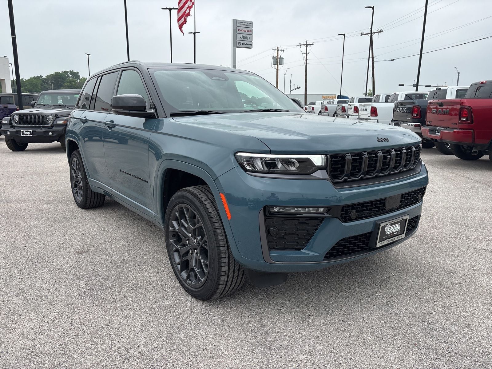 2026 Jeep Grand Cherokee GRAND CHEROKEE SUMMIT 4X4