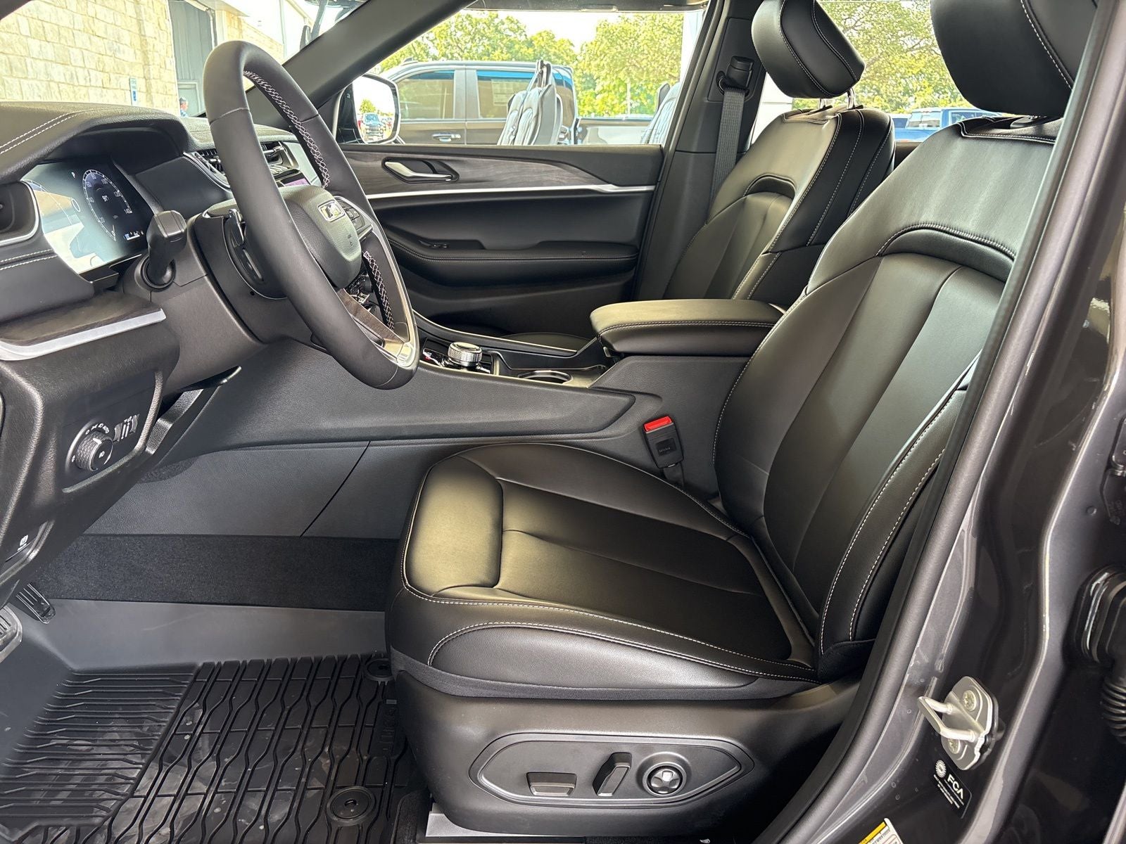 2025 Jeep Grand Cherokee L GRAND CHEROKEE L LIMITED 4X2