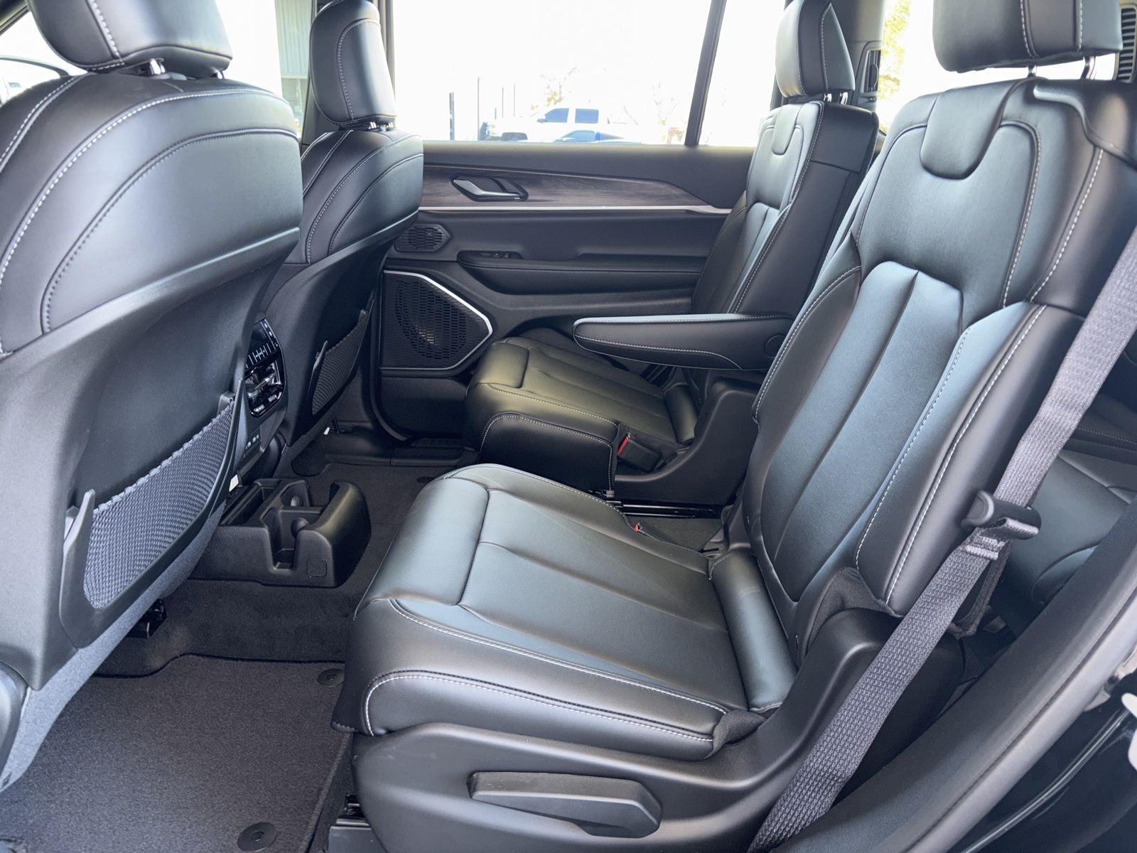 2026 Jeep Grand Cherokee L GRAND CHEROKEE L LIMITED 4X2