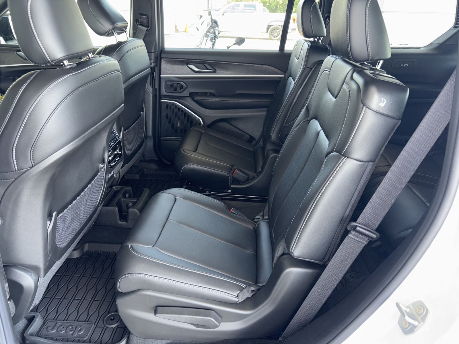 2025 Jeep Grand Cherokee L GRAND CHEROKEE L LIMITED 4X4