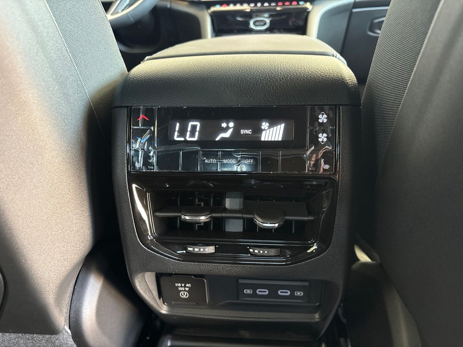 2026 Jeep Grand Cherokee L GRAND CHEROKEE L LIMITED RESERVE 4X4