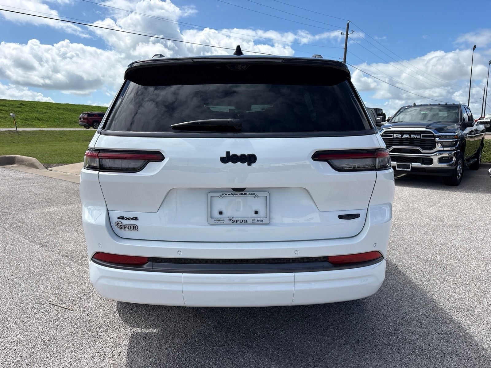 2026 Jeep Grand Cherokee L GRAND CHEROKEE L SUMMIT 4X4