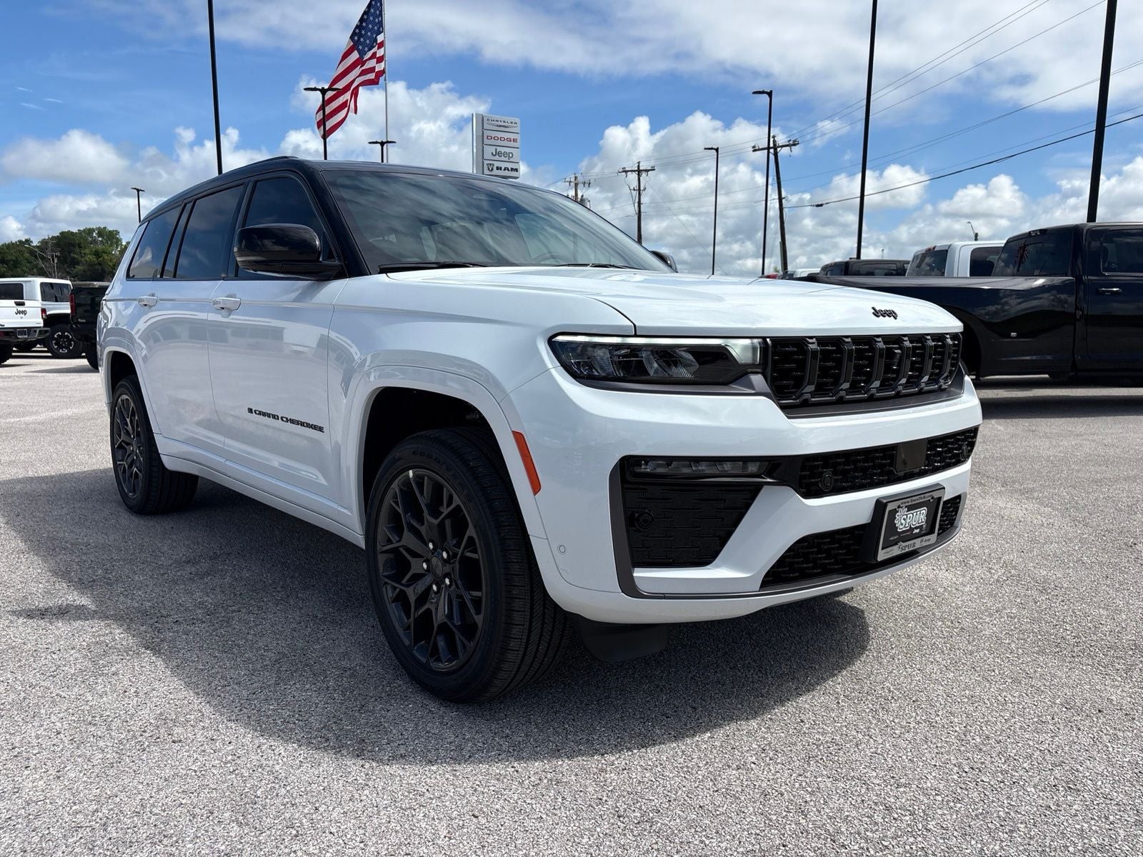 2026 Jeep Grand Cherokee L GRAND CHEROKEE L SUMMIT 4X4