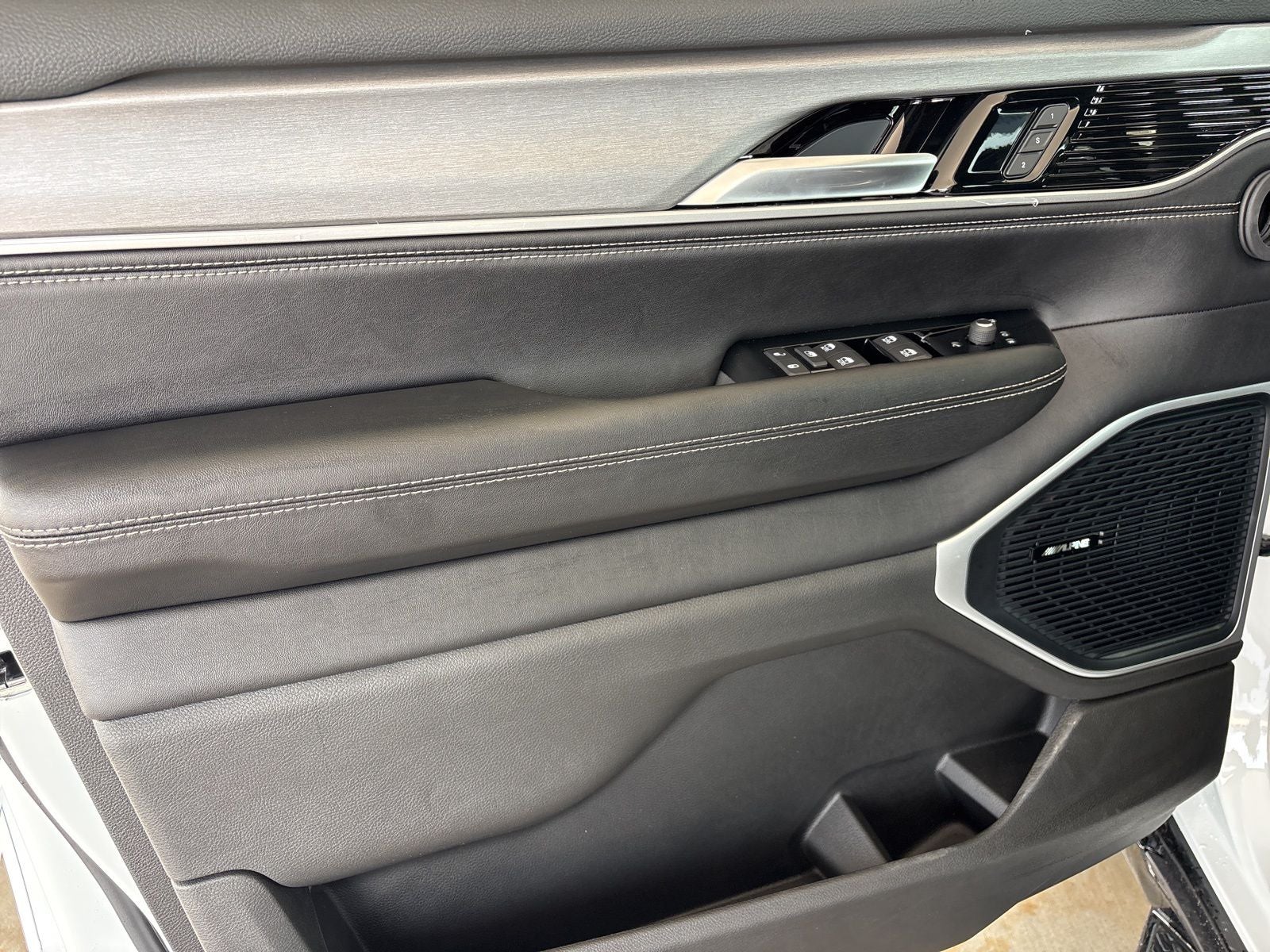 2026 Jeep Grand Wagoneer GRAND WAGONEER UPLAND 4X4