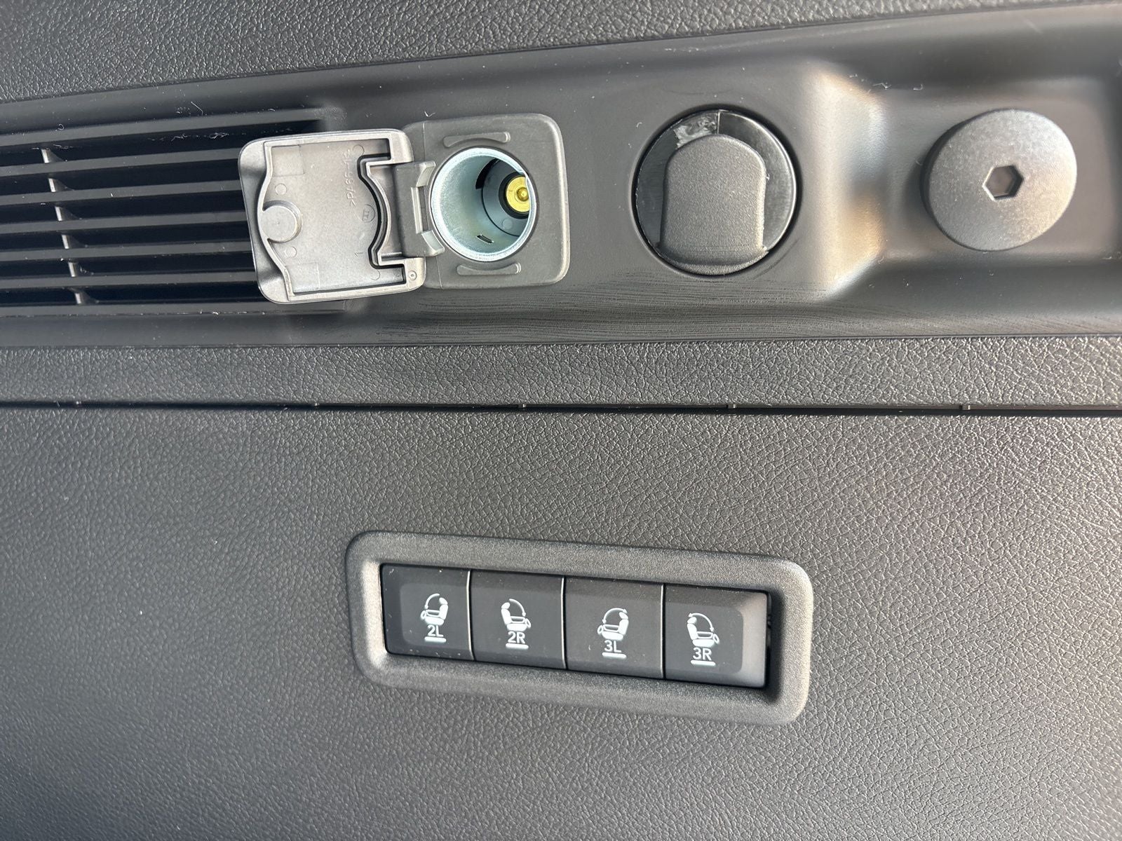 2026 Jeep Grand Wagoneer GRAND WAGONEER UPLAND 4X4