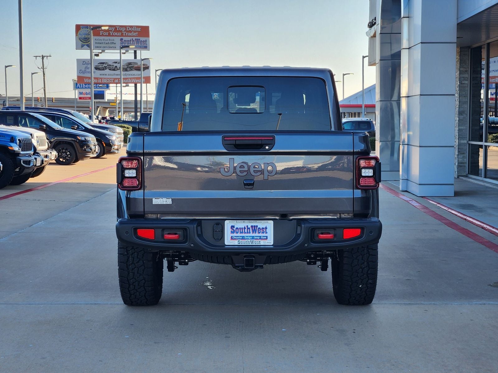 2025 Jeep Gladiator GLADIATOR RUBICON X 4X4
