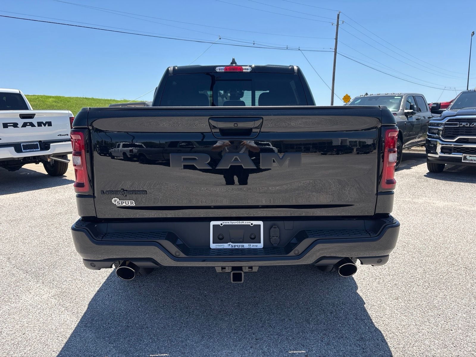 2026 RAM Ram 1500 RAM 1500 LONE STAR CREW CAB 4X2 5'7' BOX