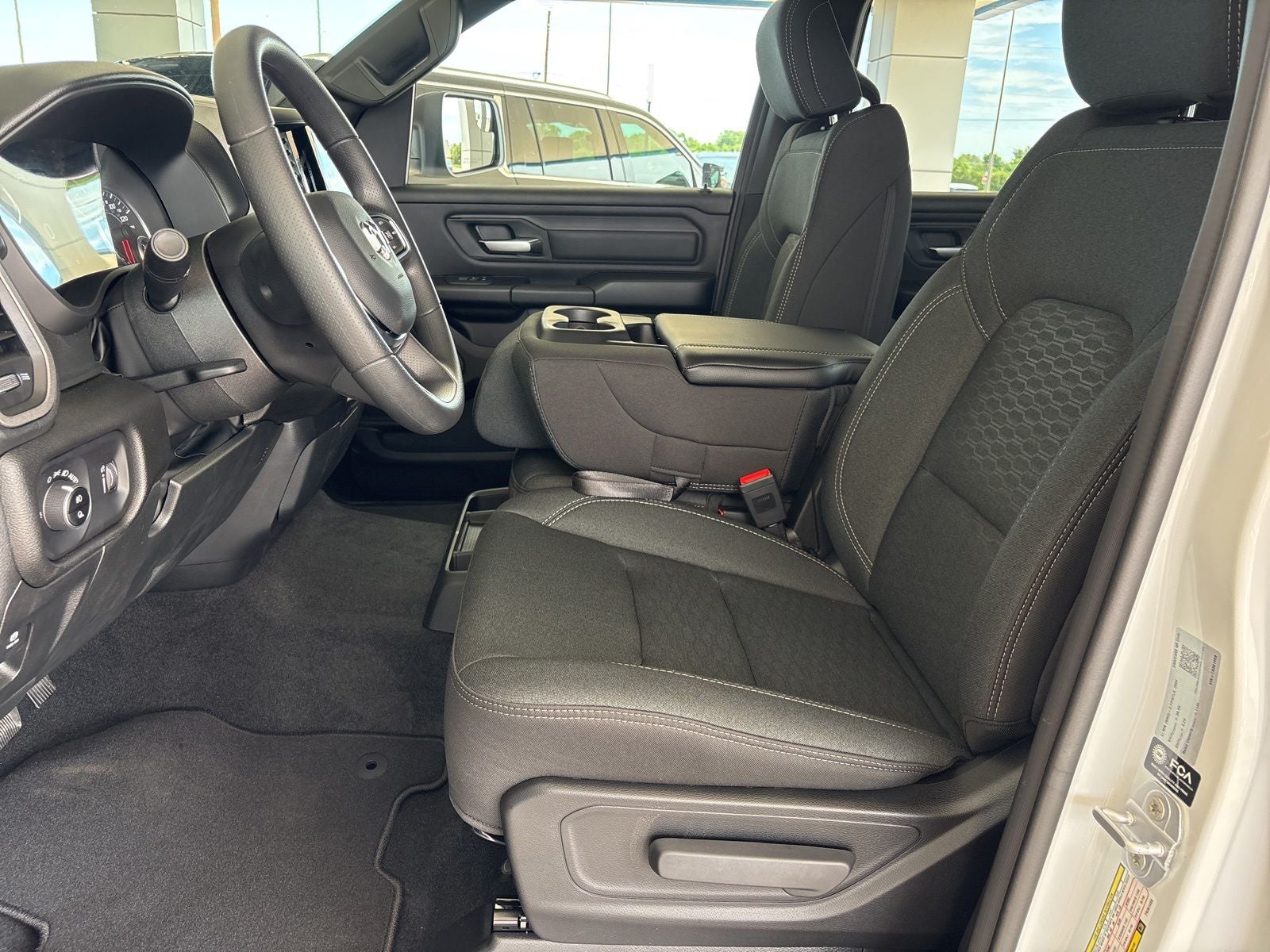 2026 RAM Ram 1500 RAM 1500 EXPRESS CREW CAB 4X2 5'7' BOX