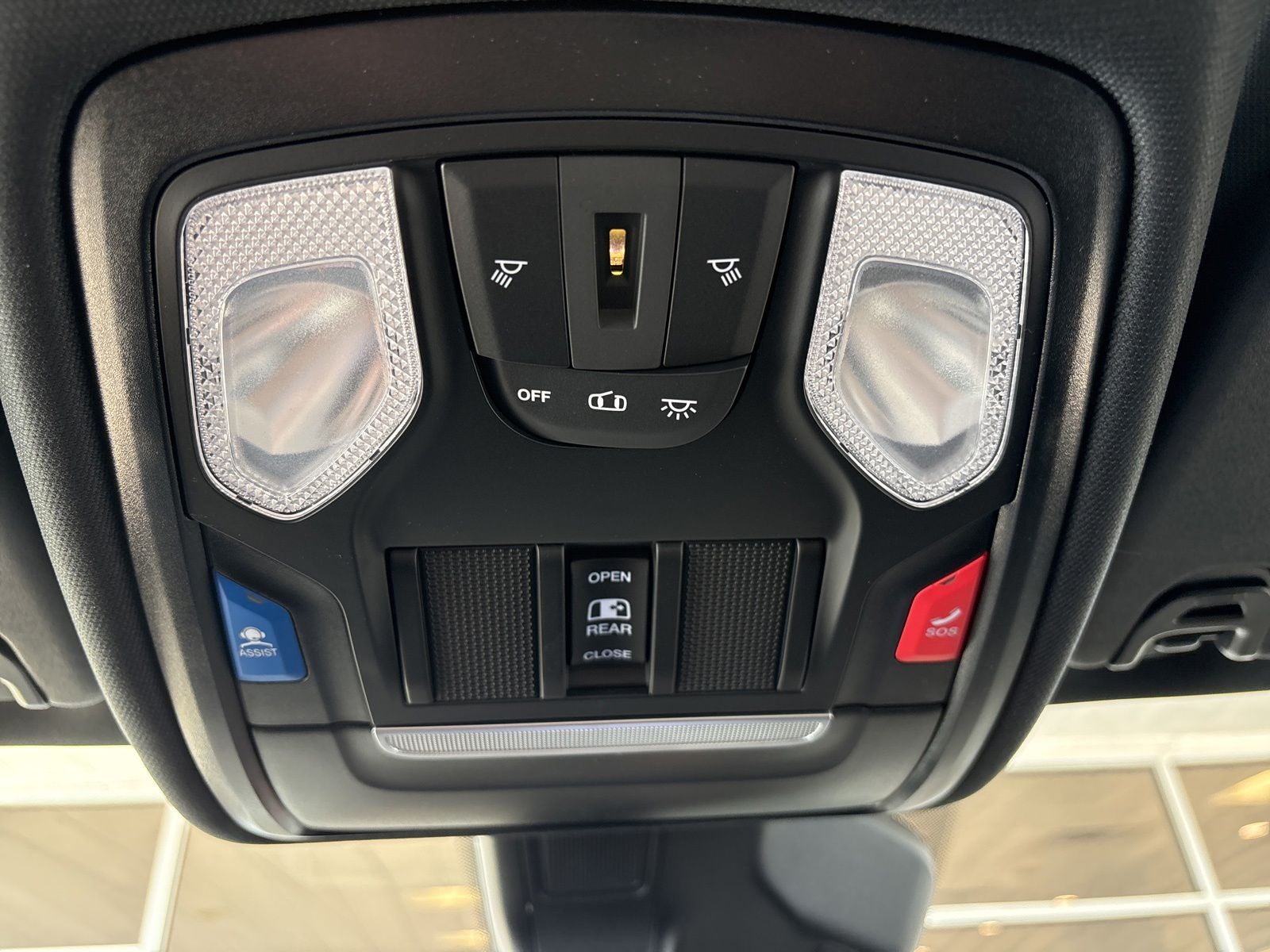 2026 RAM Ram 1500 RAM 1500 EXPRESS CREW CAB 4X2 5'7' BOX