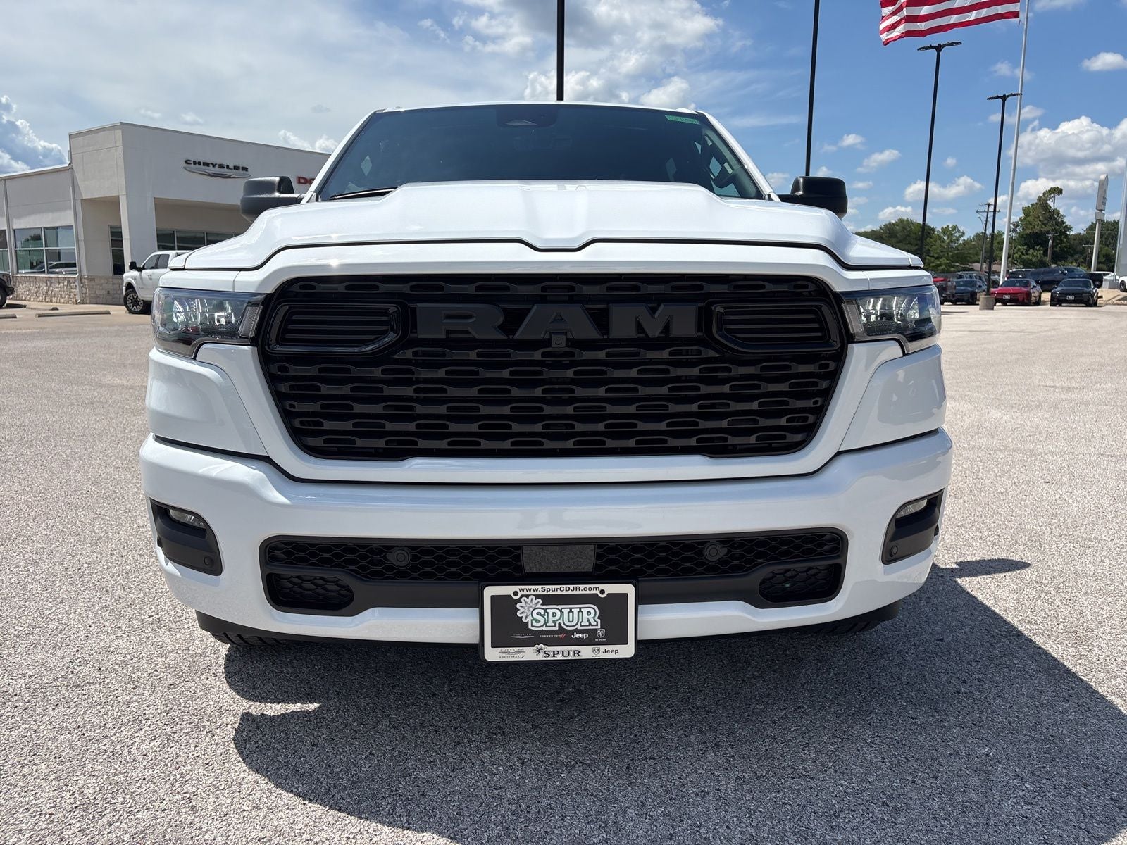 2026 RAM Ram 1500 RAM 1500 EXPRESS CREW CAB 4X2 5'7' BOX