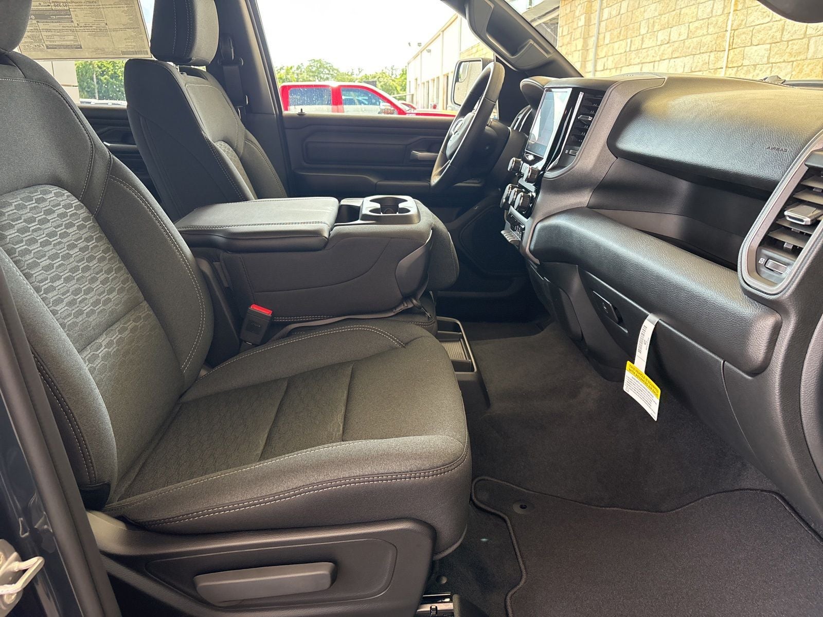 2026 RAM Ram 1500 RAM 1500 EXPRESS CREW CAB 4X2 5'7' BOX