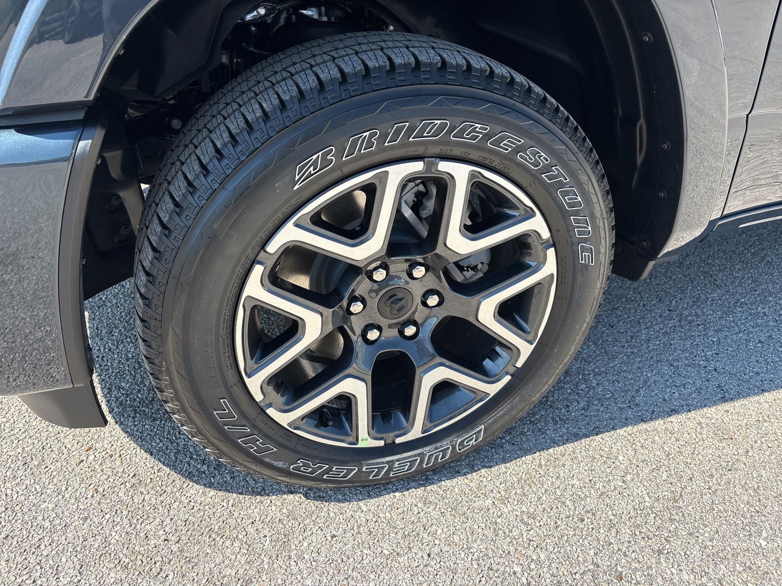 2026 RAM Ram 1500 RAM 1500 LARAMIE CREW CAB 4X2 5'7' BOX