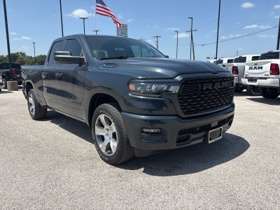 2026 RAM Ram 1500 RAM 1500 EXPRESS QUAD CAB 4X2 6'4' BOX