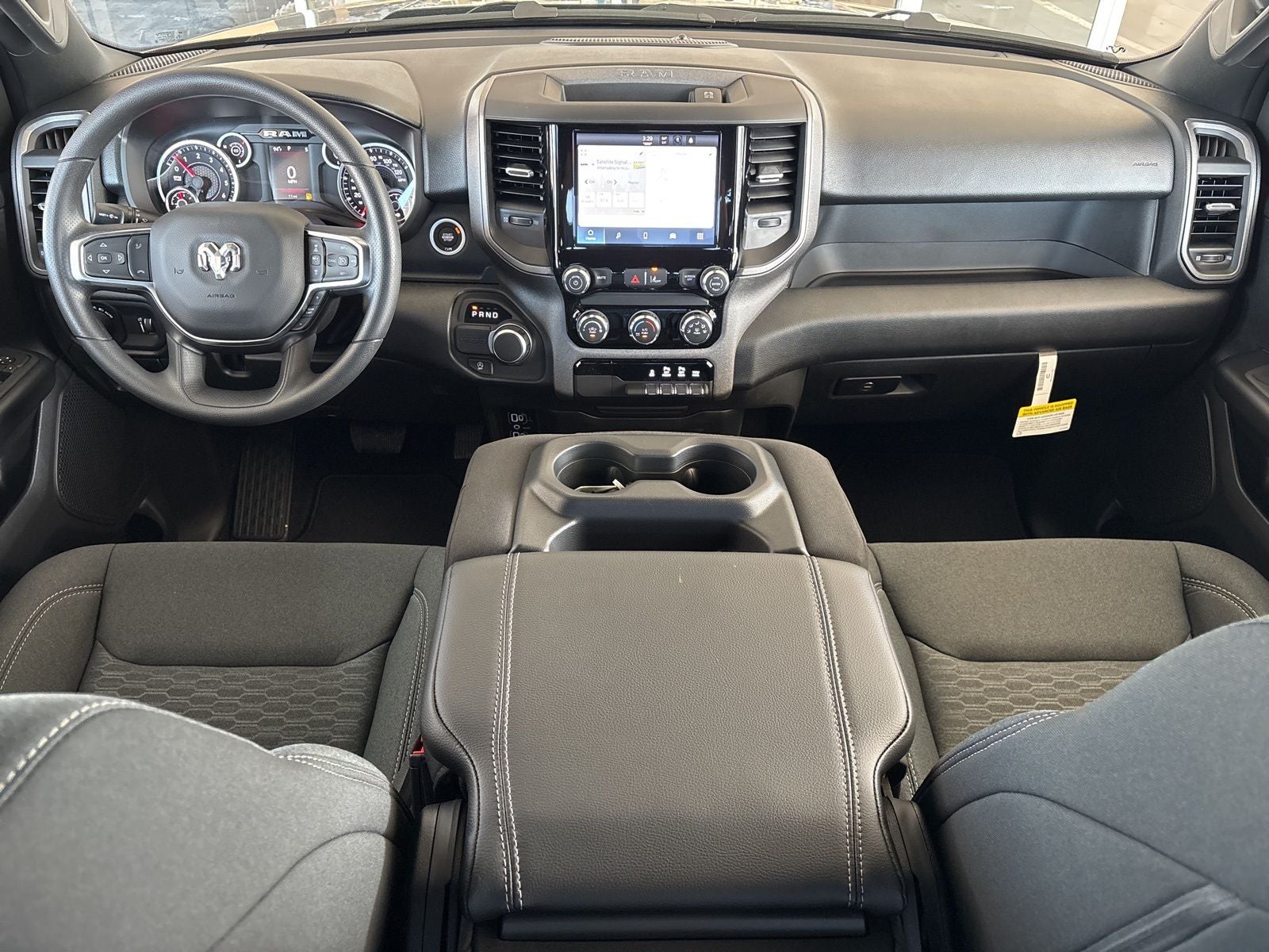 2026 RAM Ram 1500 RAM 1500 EXPRESS QUAD CAB 4X2 6'4' BOX