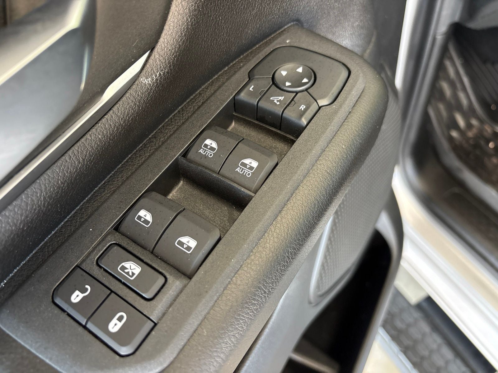 2025 RAM Ram 1500 Lone Star Crew Cab 4x4 5'7' Box