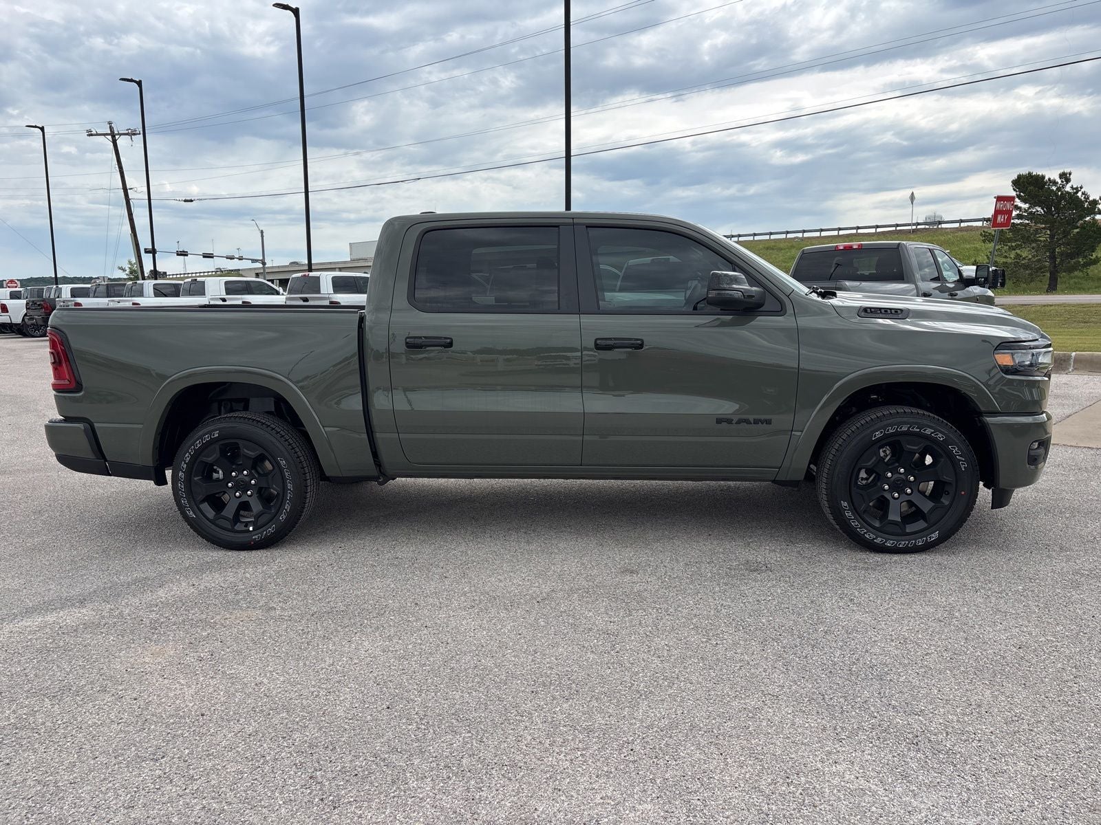 2026 RAM Ram 1500 RAM 1500 LONE STAR CREW CAB 4X4 5'7' BOX