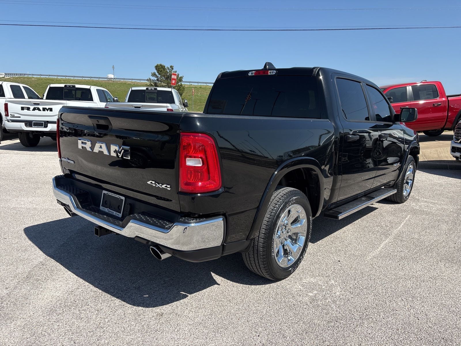 2025 RAM Ram 1500 Lone Star Crew Cab 4x4 5'7' Box