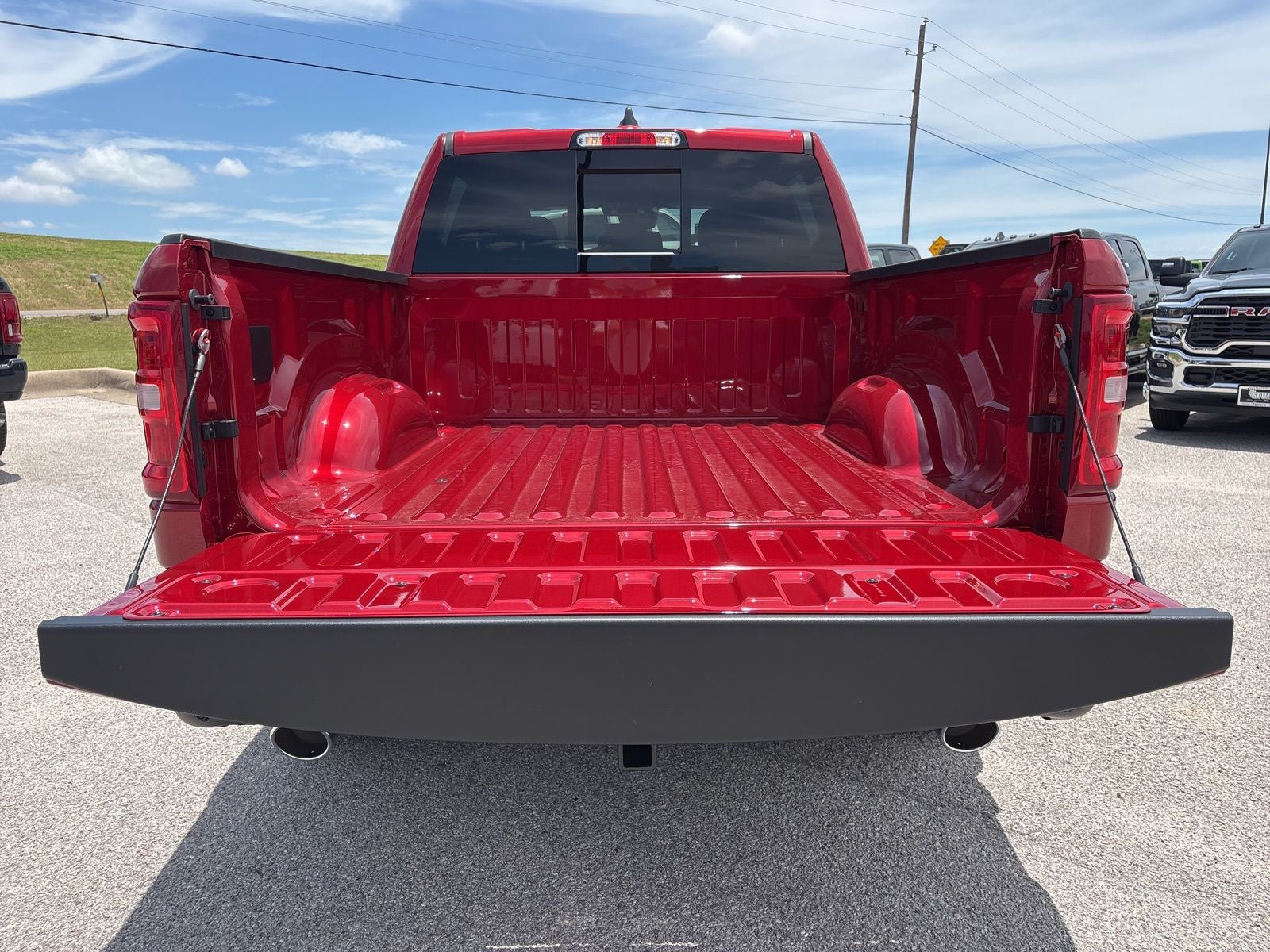 2026 RAM Ram 1500 RAM 1500 LONE STAR CREW CAB 4X4 5'7' BOX