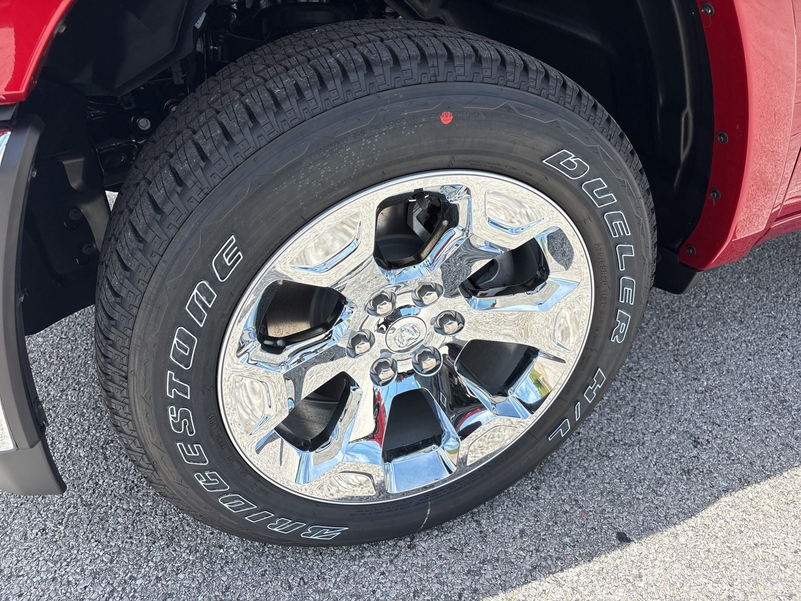 2026 RAM Ram 1500 RAM 1500 LONE STAR CREW CAB 4X4 5'7' BOX