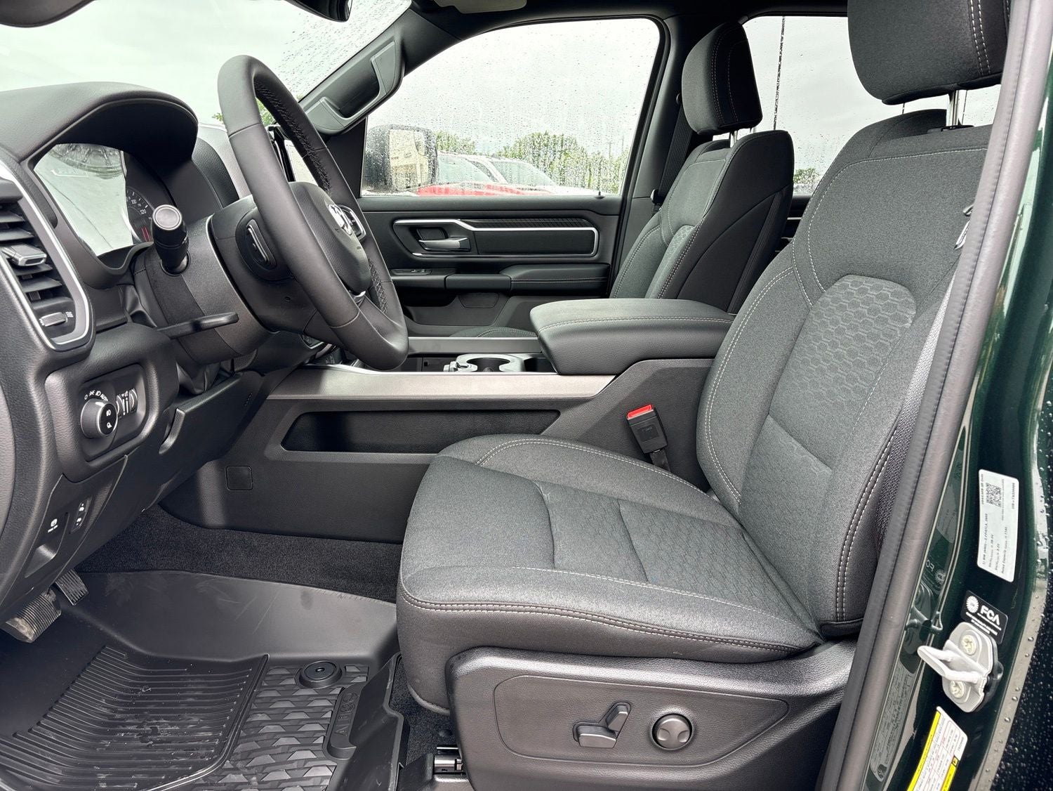 2026 RAM Ram 1500 RAM 1500 LONE STAR CREW CAB 4X4 5'7' BOX