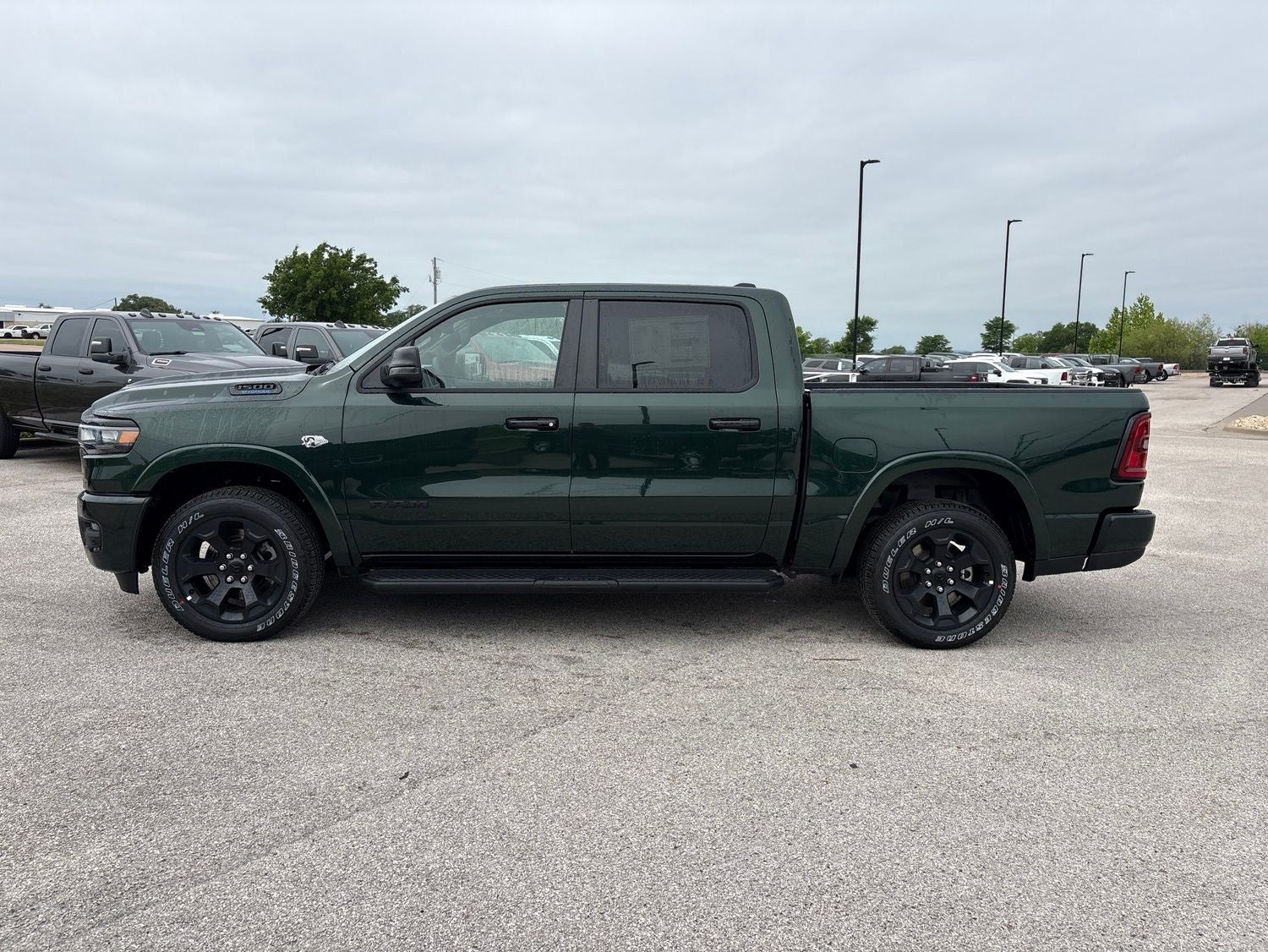 2026 RAM Ram 1500 RAM 1500 LONE STAR CREW CAB 4X4 5'7' BOX