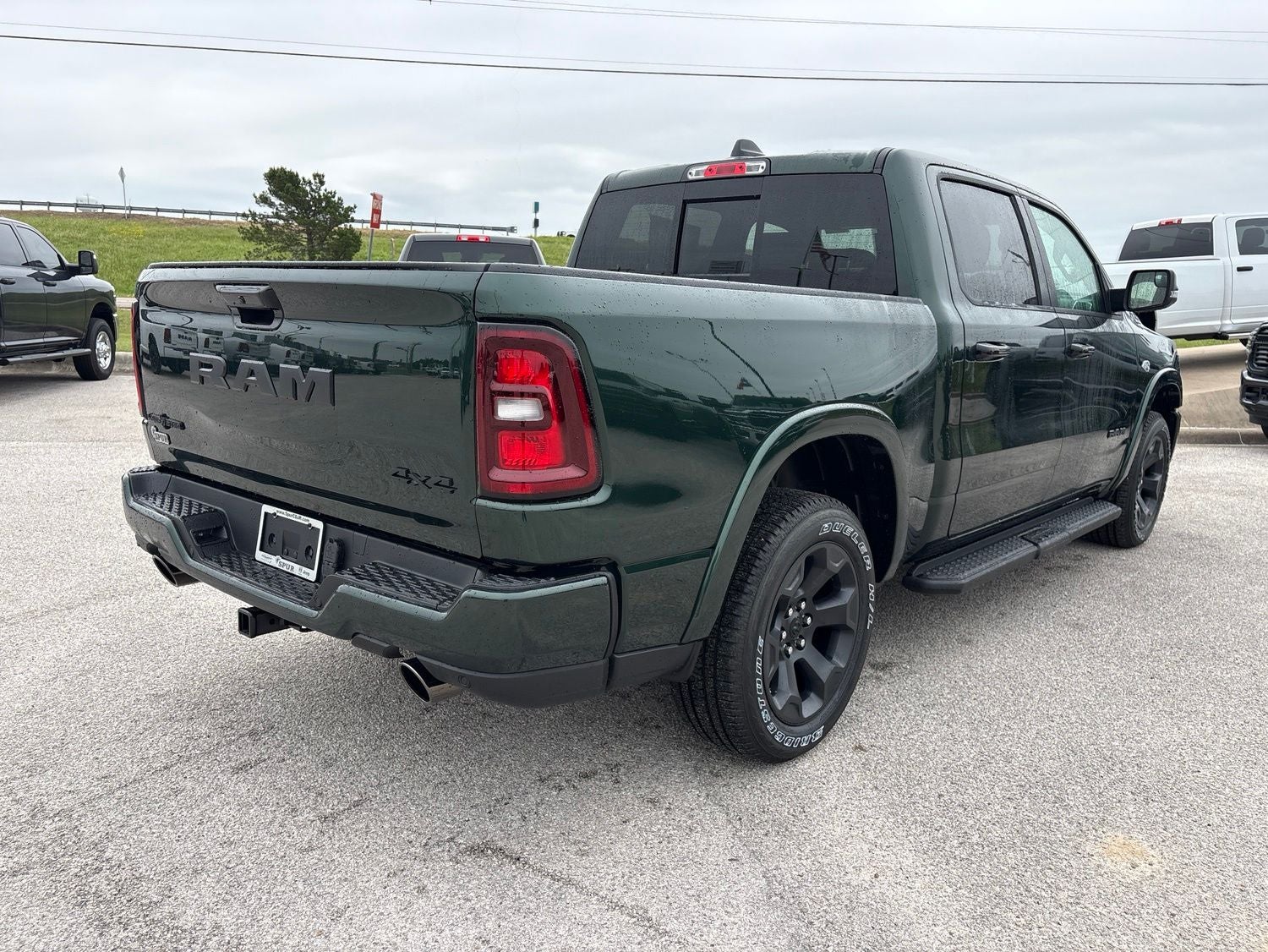 2026 RAM Ram 1500 RAM 1500 LONE STAR CREW CAB 4X4 5'7' BOX