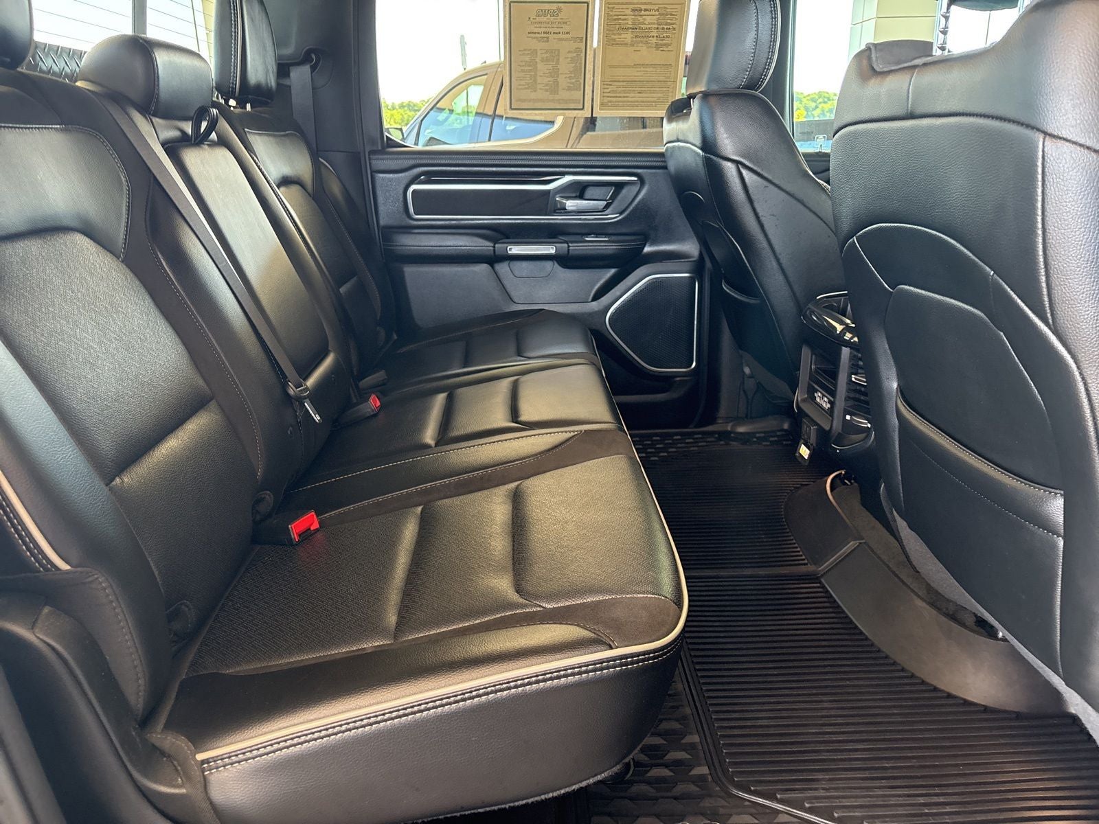 2022 RAM Ram 1500 Laramie Crew Cab 4x4 5'7' Box