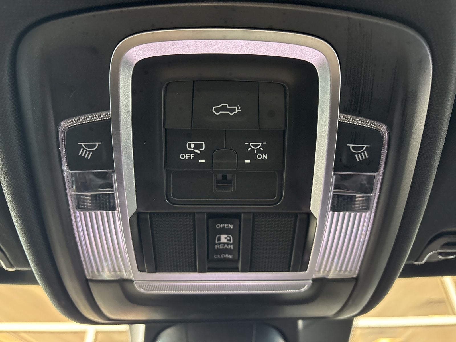 2022 RAM Ram 1500 Laramie Crew Cab 4x4 5'7' Box