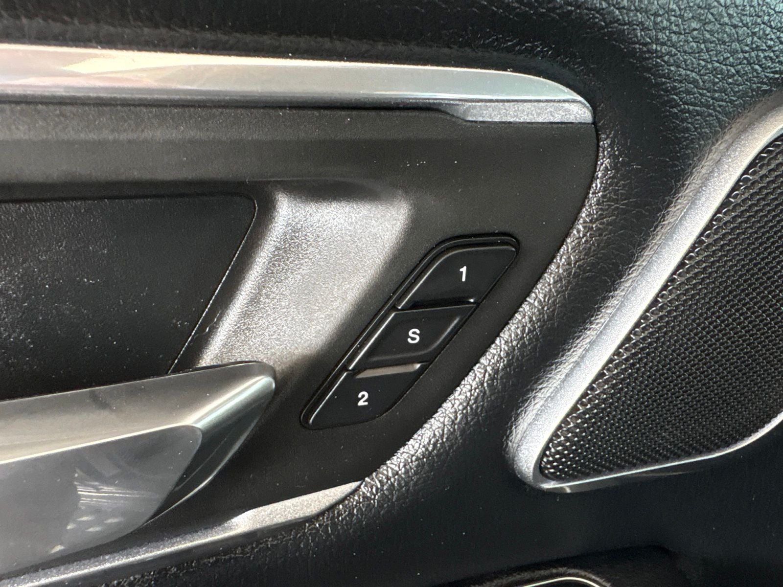 2019 RAM Ram 1500 Laramie Crew Cab 4x4 5'7' Box