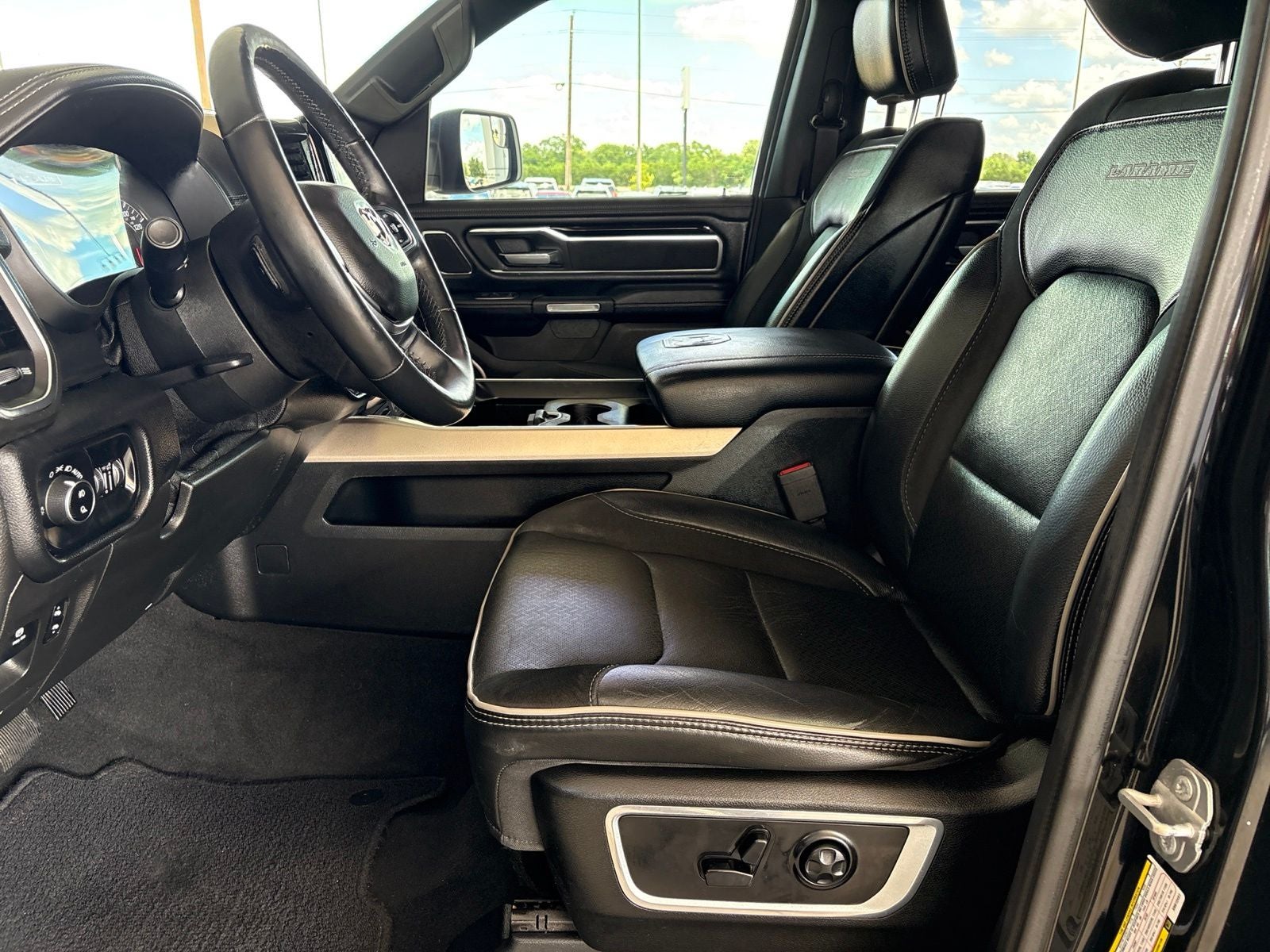 2019 RAM Ram 1500 Laramie Crew Cab 4x4 5'7' Box