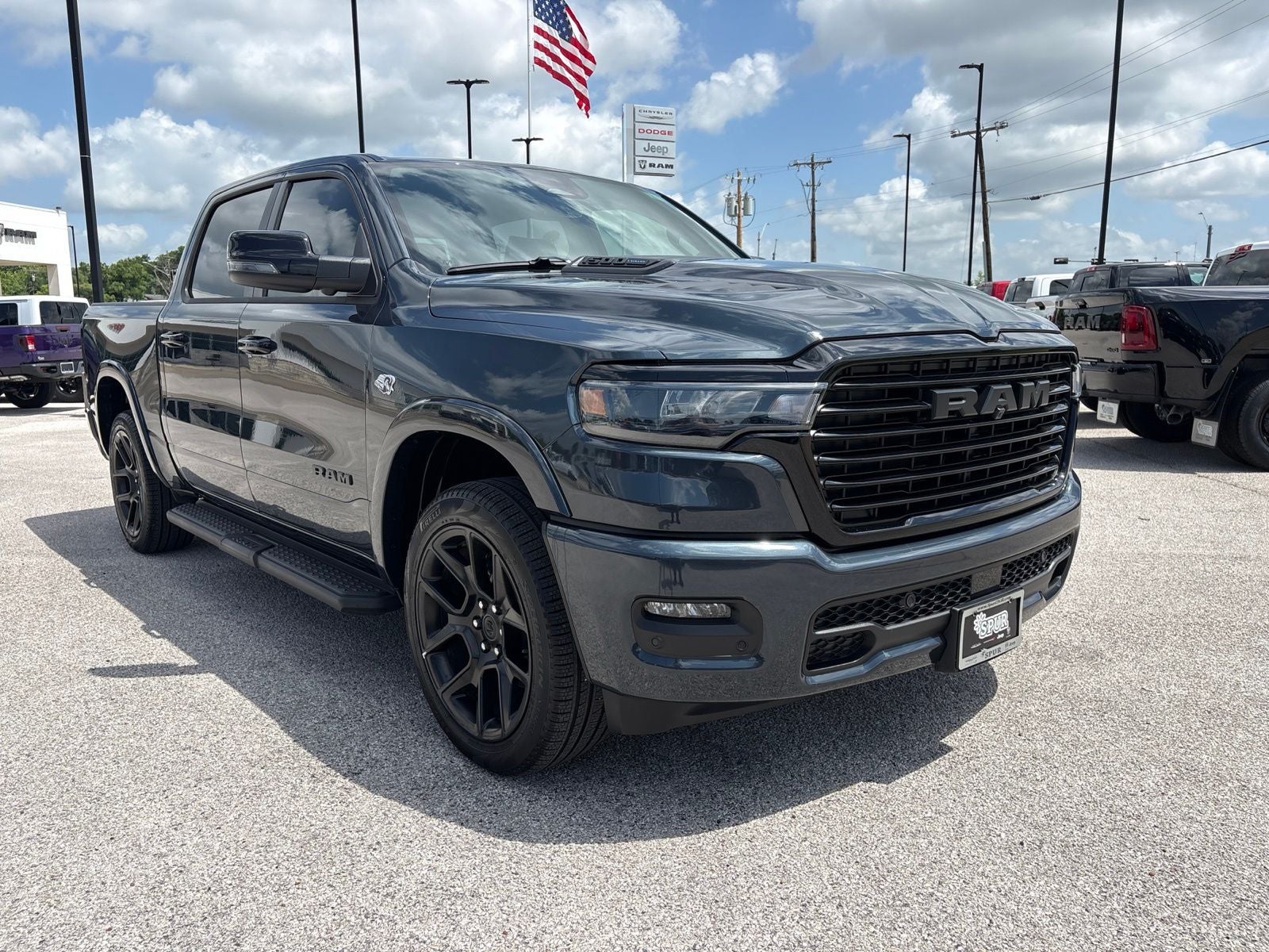 2026 RAM Ram 1500 RAM 1500 LARAMIE CREW CAB 4X4 5'7' BOX