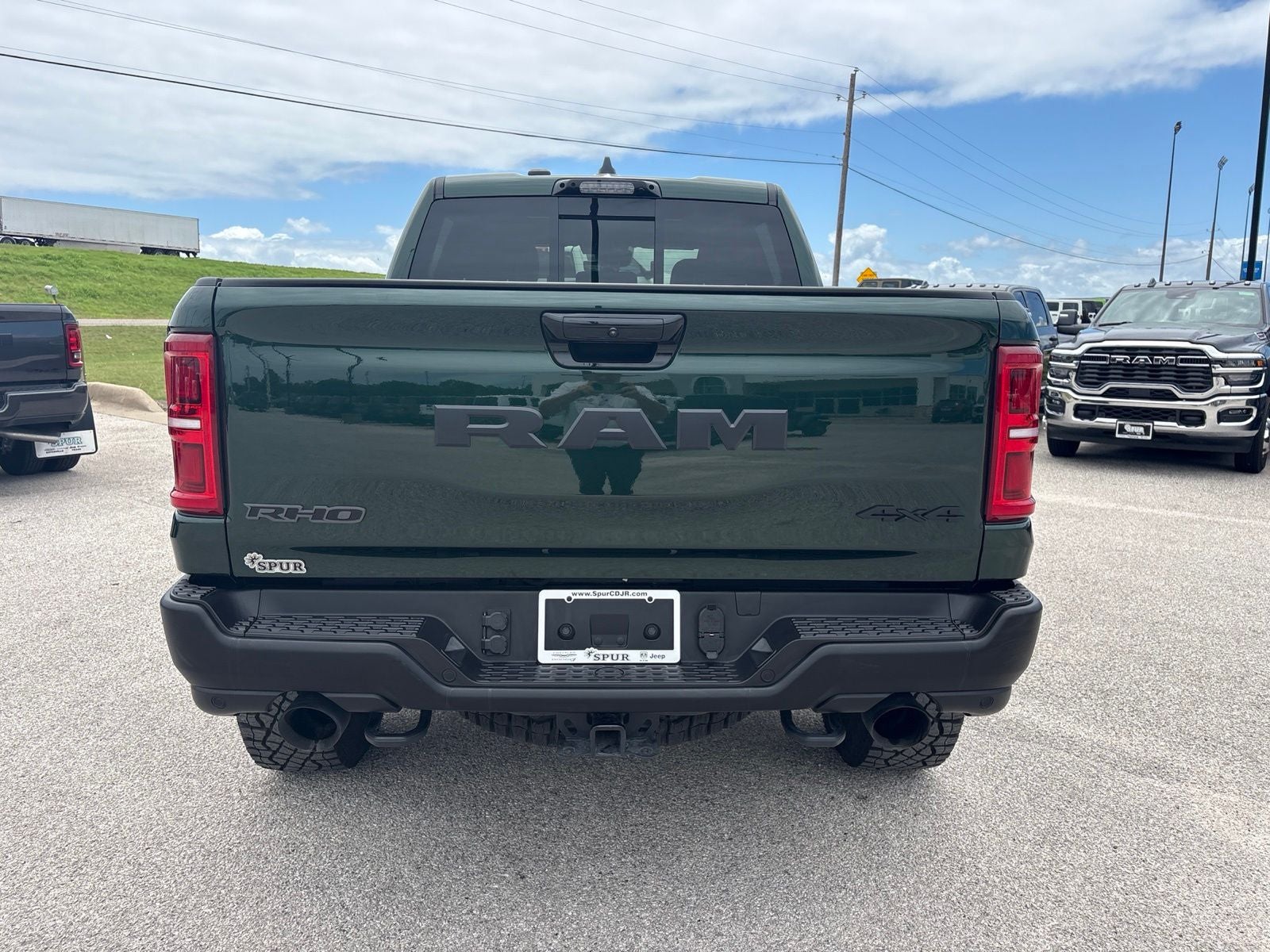 2026 RAM Ram 1500 RAM 1500 RHO CREW CAB 4X4 5'7' BOX