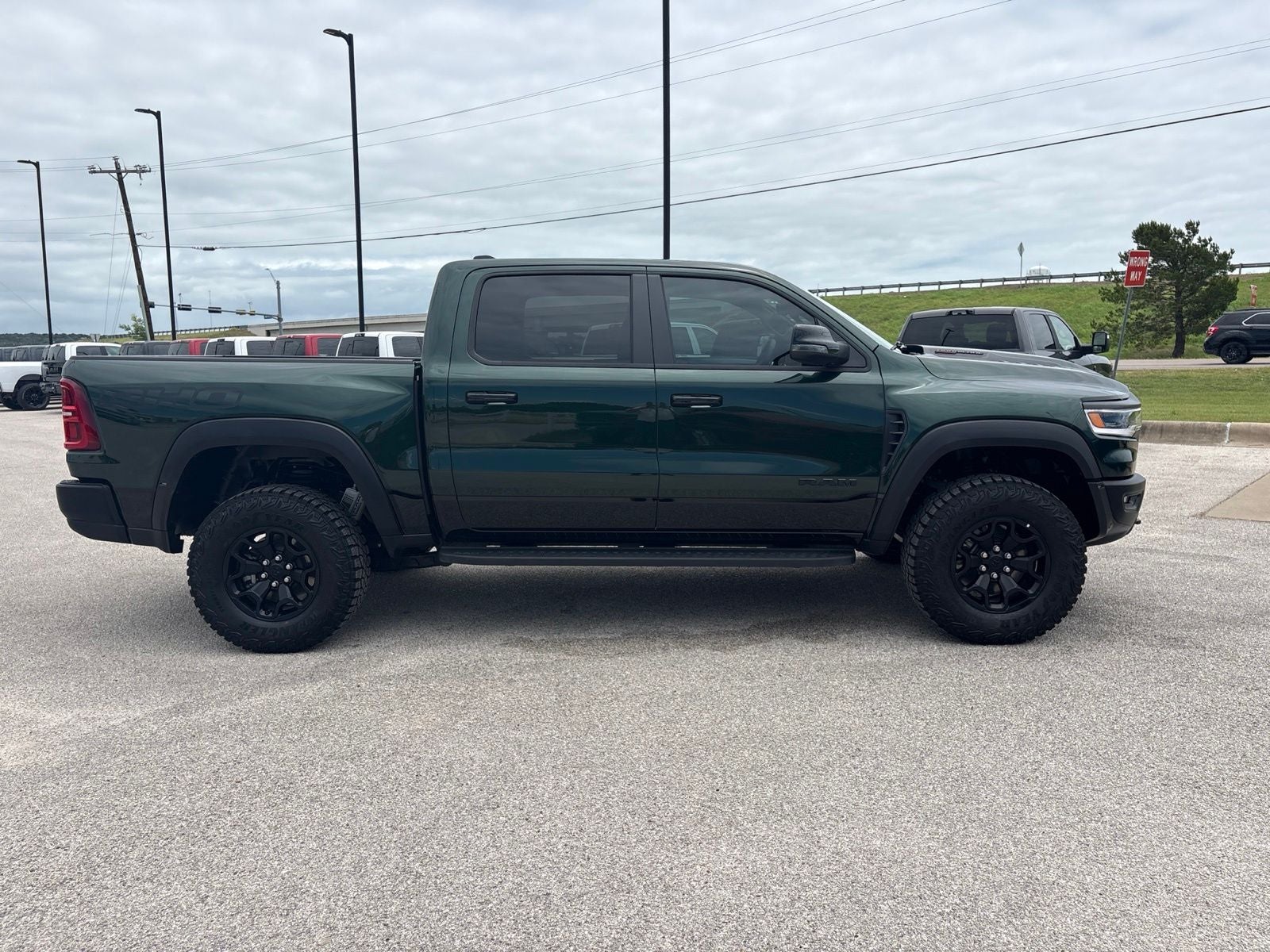 2026 RAM Ram 1500 RAM 1500 RHO CREW CAB 4X4 5'7' BOX