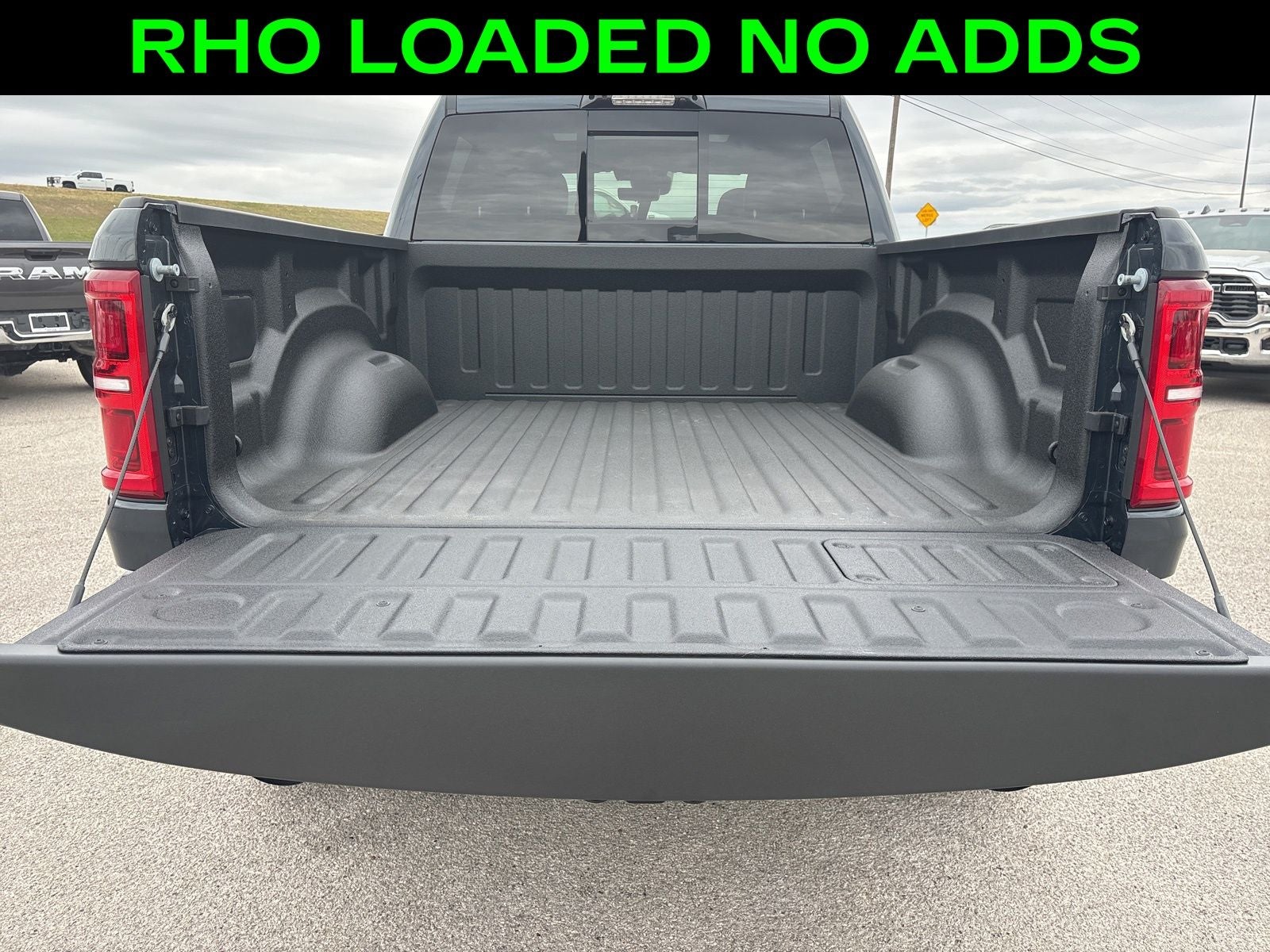 2026 RAM Ram 1500 RAM 1500 RHO CREW CAB 4X4 5'7' BOX