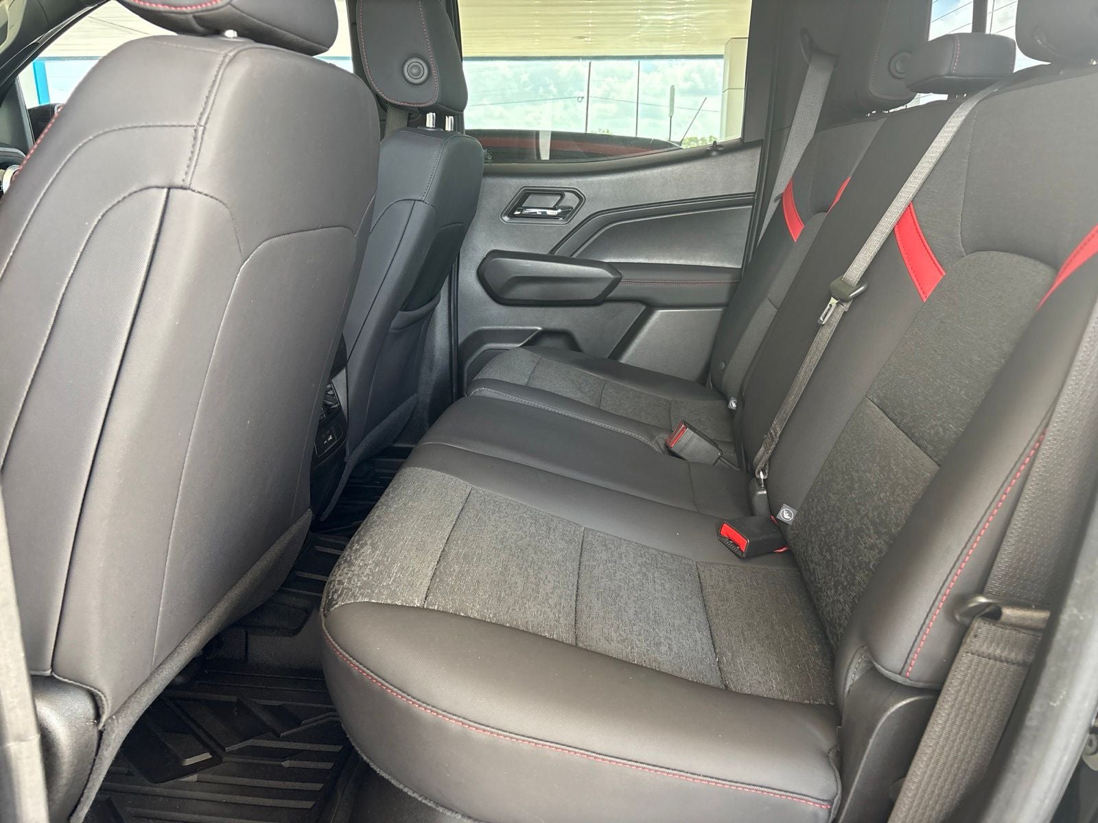 2023 Chevrolet Colorado 4WD Crew Cab Short Box Z71