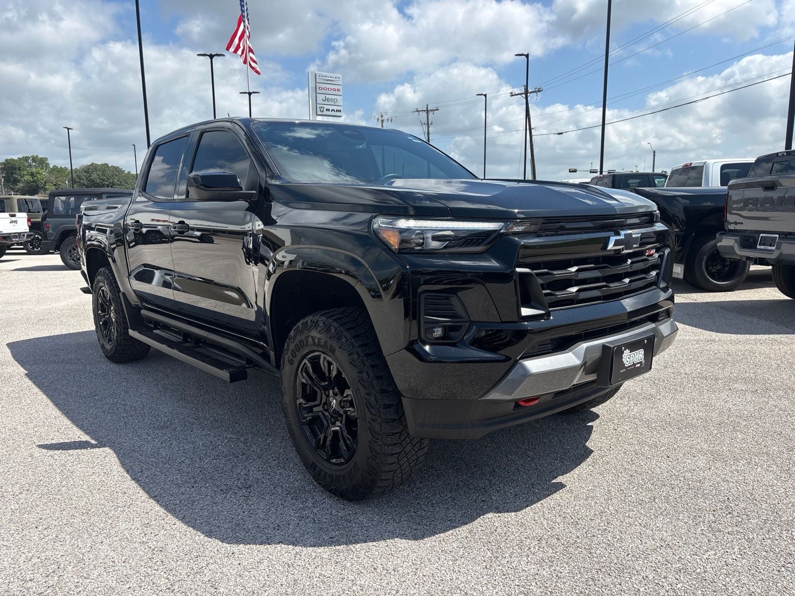 2023 Chevrolet Colorado 4WD Crew Cab Short Box Z71