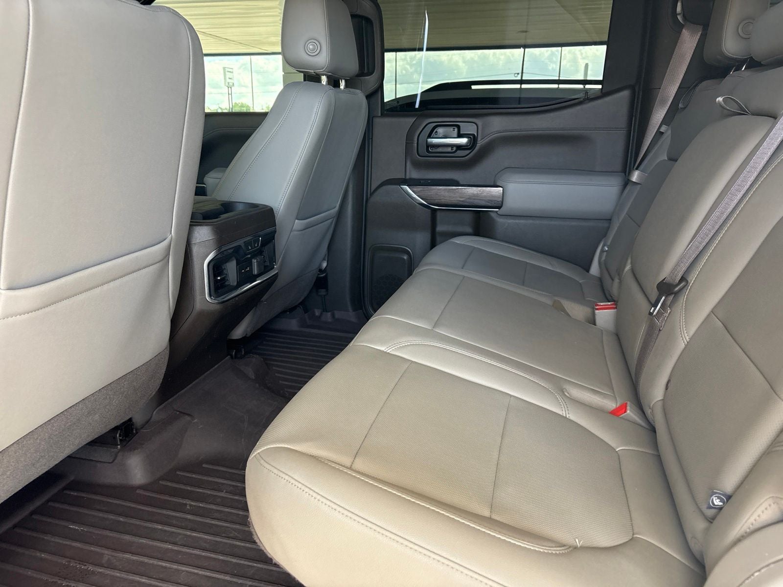 2021 Chevrolet Silverado 1500 4WD Crew Cab Short Bed LTZ