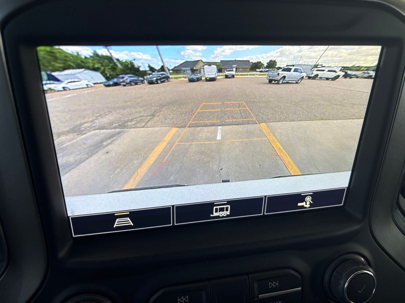 2021 Chevrolet Silverado 1500 4WD Crew Cab Short Bed LTZ