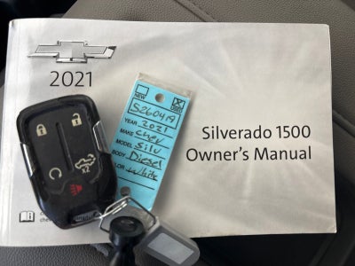 2021 Chevrolet Silverado 1500 4WD Crew Cab Short Bed LTZ